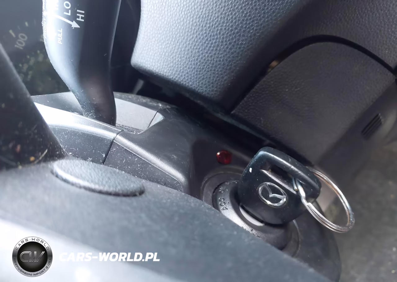 2011 Mazda Mazda3 VIN:JM1BL1UG8B1392560 - 11