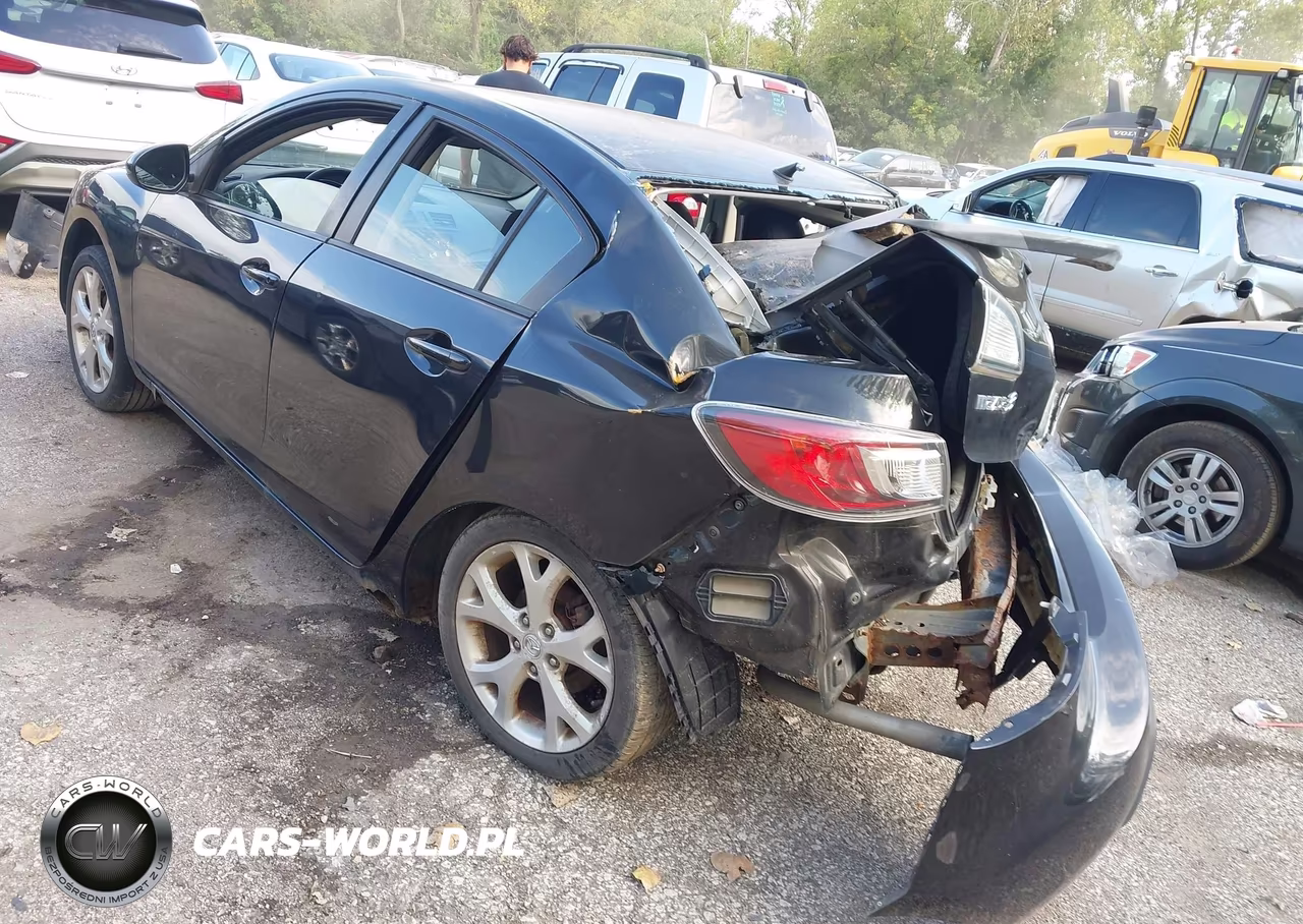 2011 Mazda Mazda3 VIN:JM1BL1UG8B1392560 - 3