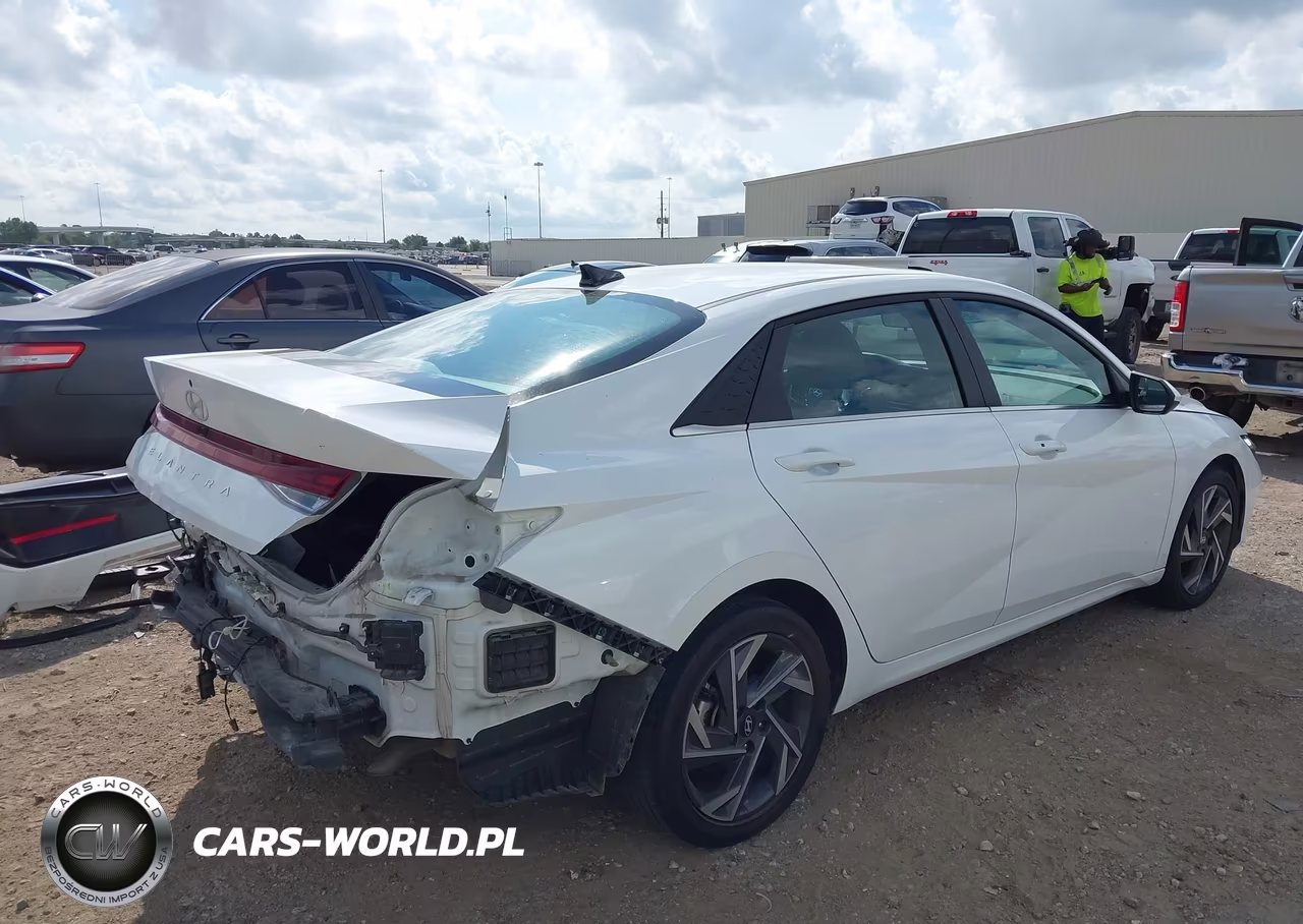 2025 Hyundai Elantra Sel Convenience VIN:KMHLS4DG8SU039044 - 4