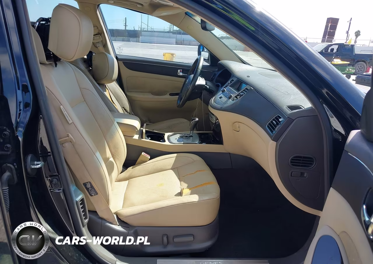 2010 Hyundai Genesis 3.8 VIN:KMHGC4DEXAU086247 - 5