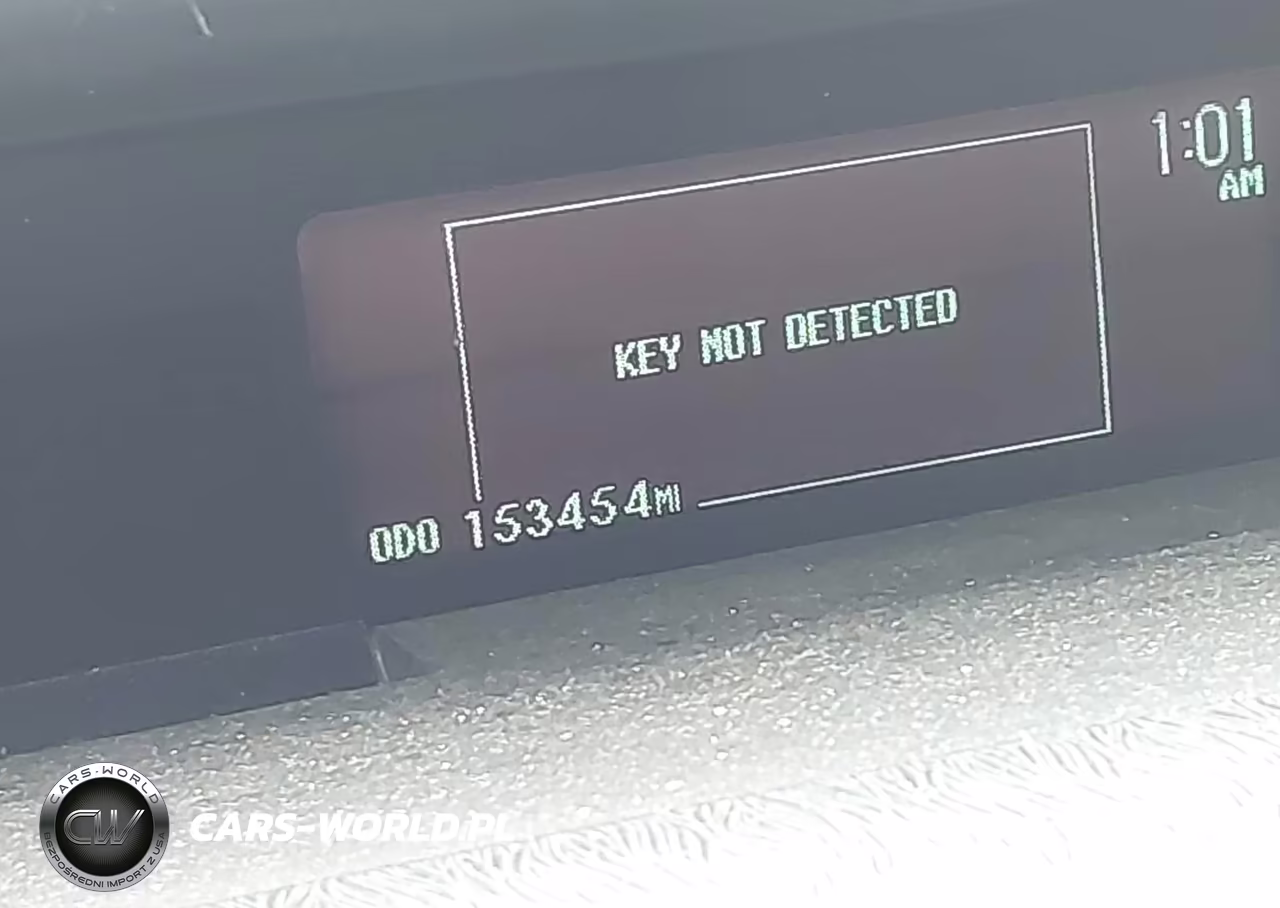 2015 Toyota Prius Two VIN:JTDKN3DU0F0452368 - 14
