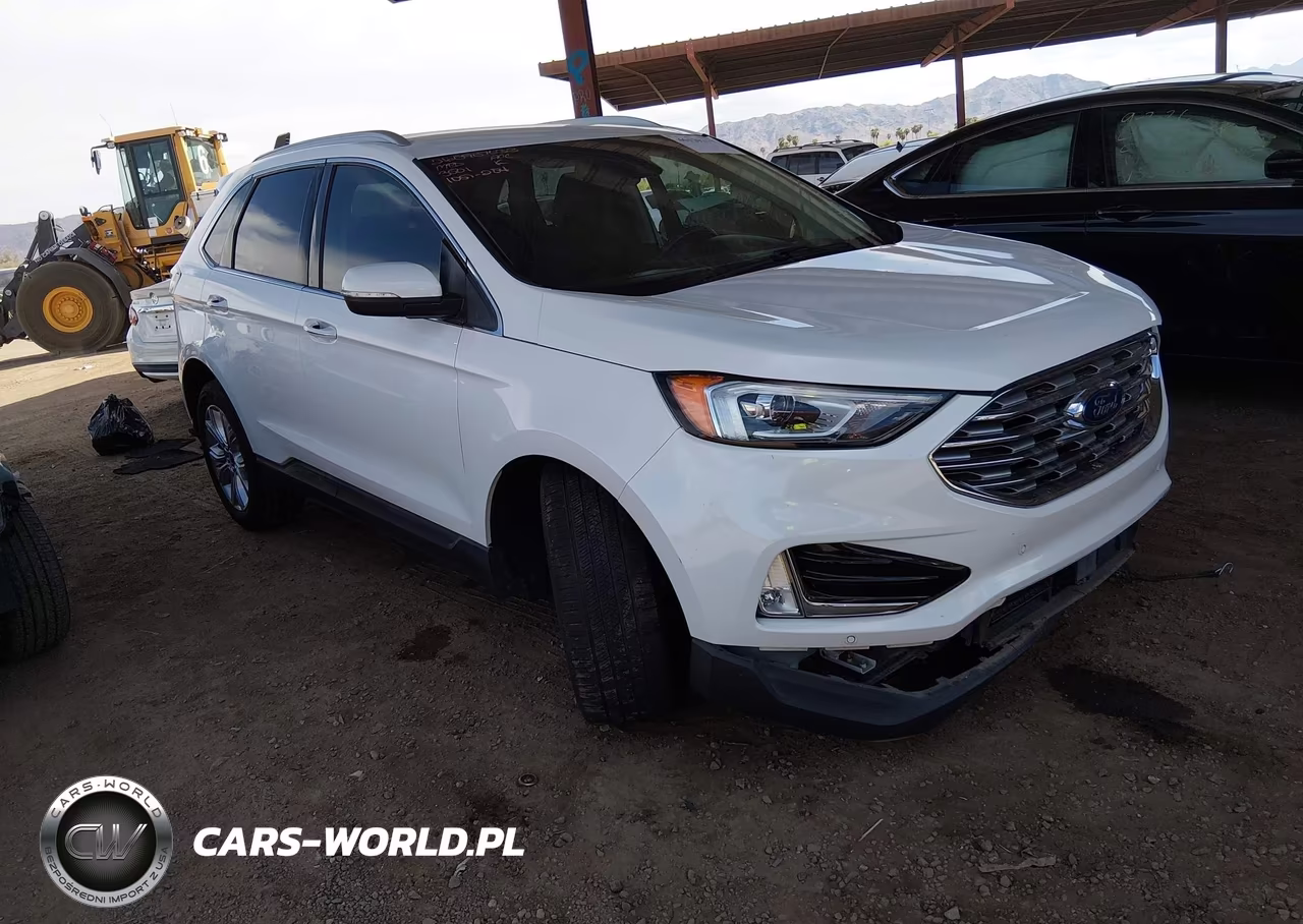 2020 Ford Edge Titanium