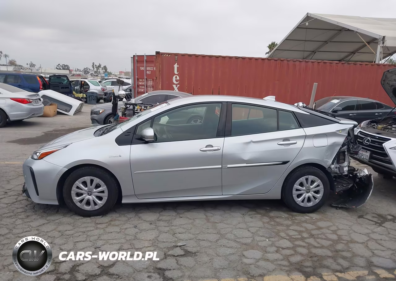 2020 Toyota Prius Le VIN:JTDKARFU6L3121722 - 14