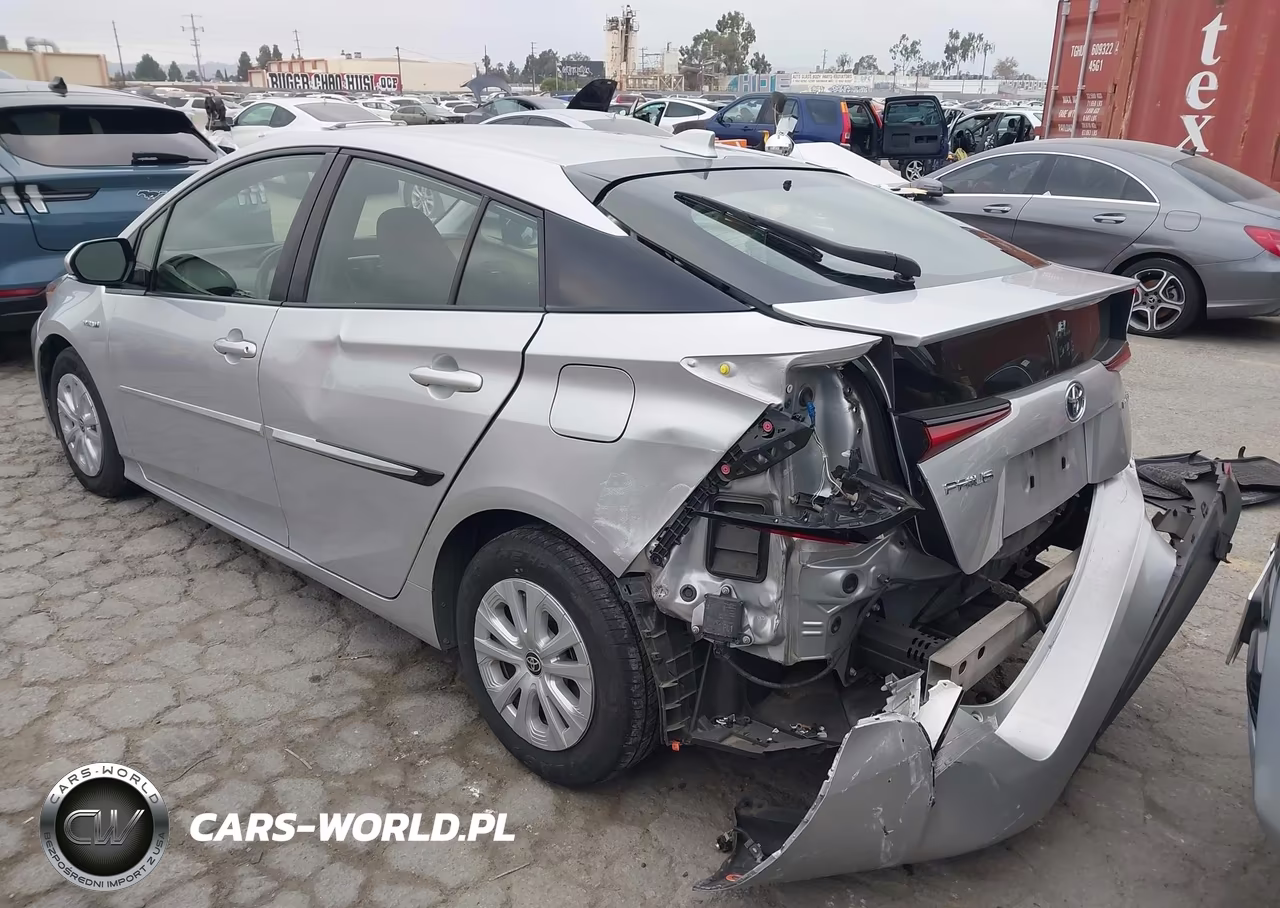 2020 Toyota Prius Le VIN:JTDKARFU6L3121722 - 3