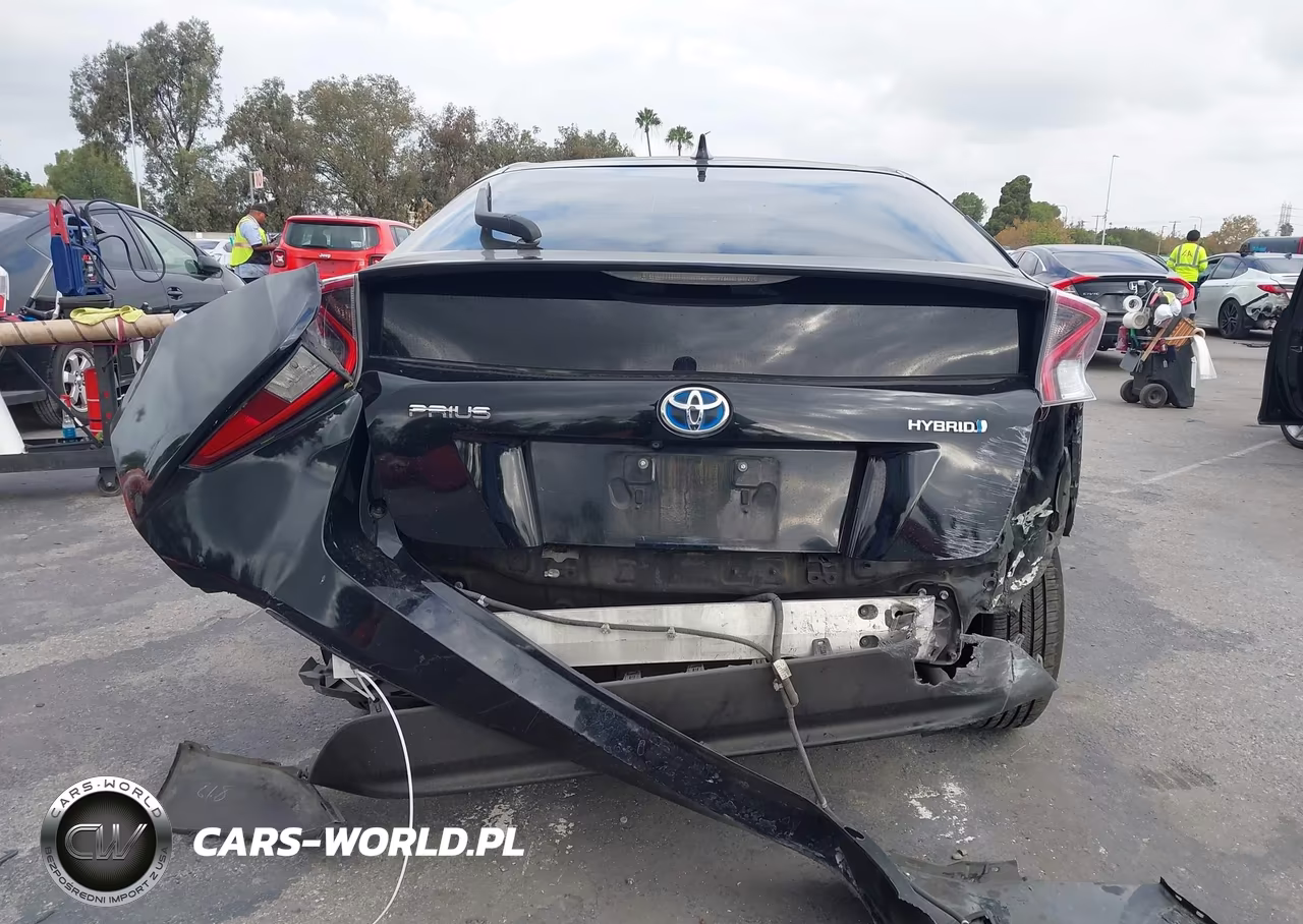 2017 Toyota Prius Two VIN:JTDKBRFU8H3544676 - 16