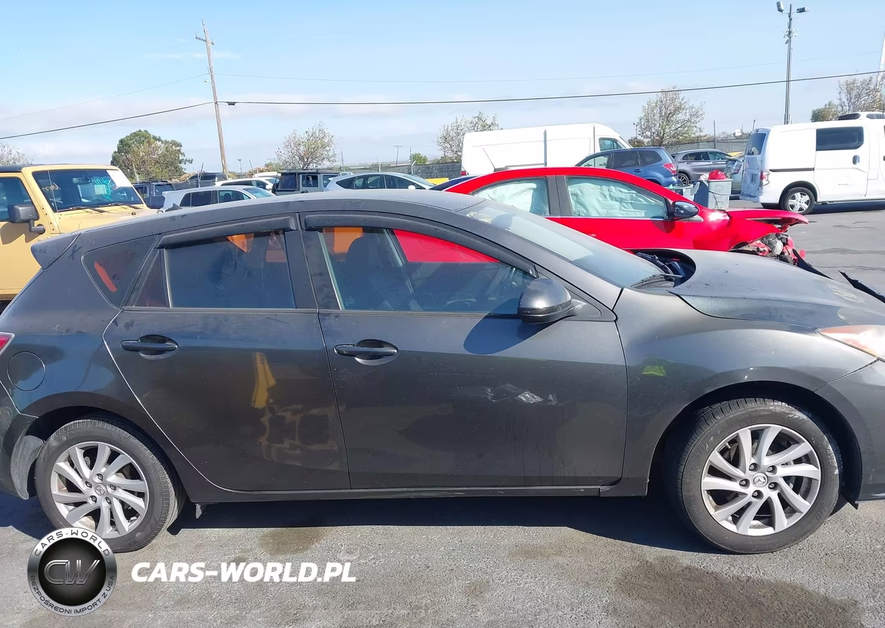 2012 Mazda Mazda3 I Touring VIN:JM1BL1L81C1560437 - 13
