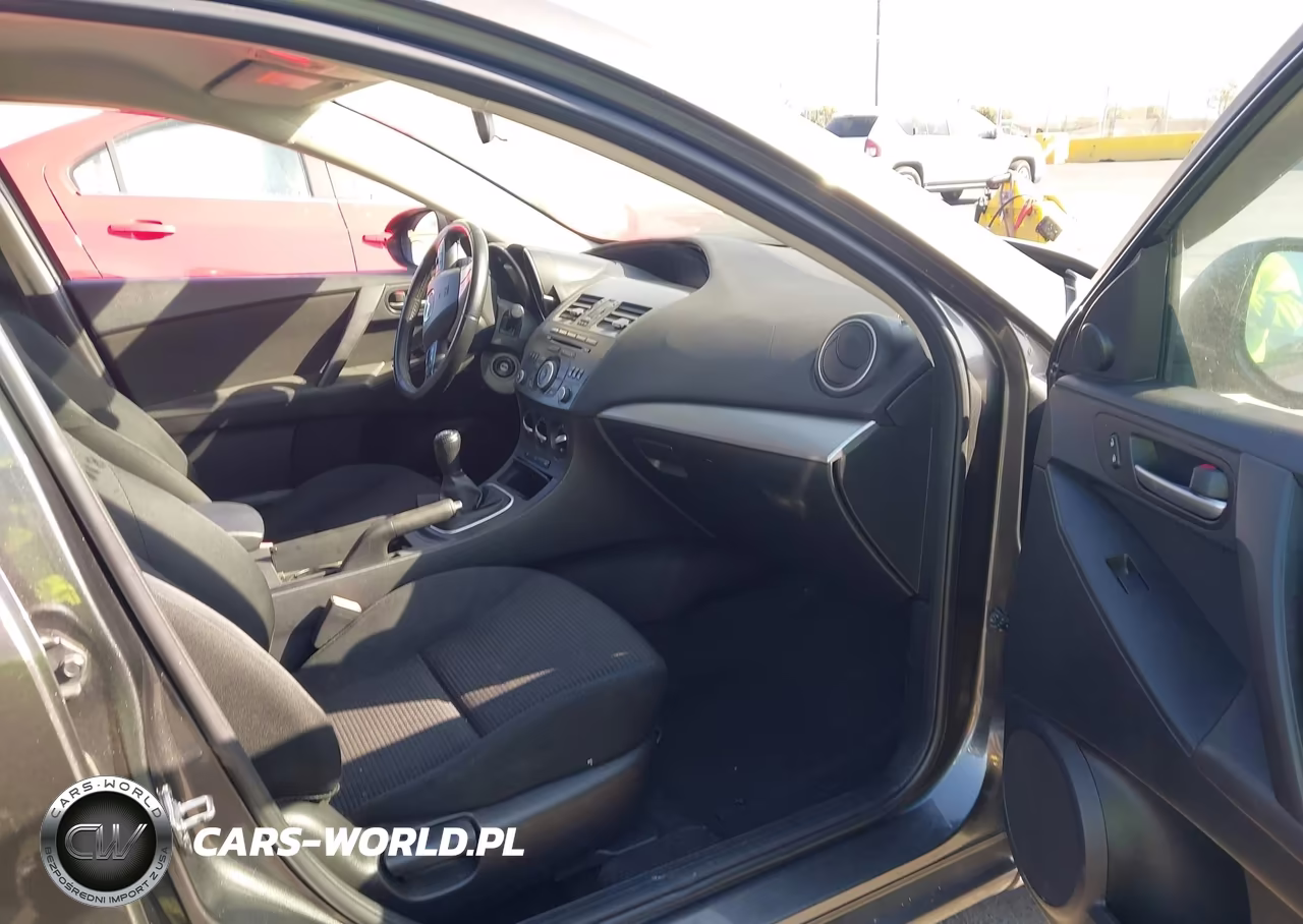2012 Mazda Mazda3 I Touring VIN:JM1BL1L81C1560437 - 5