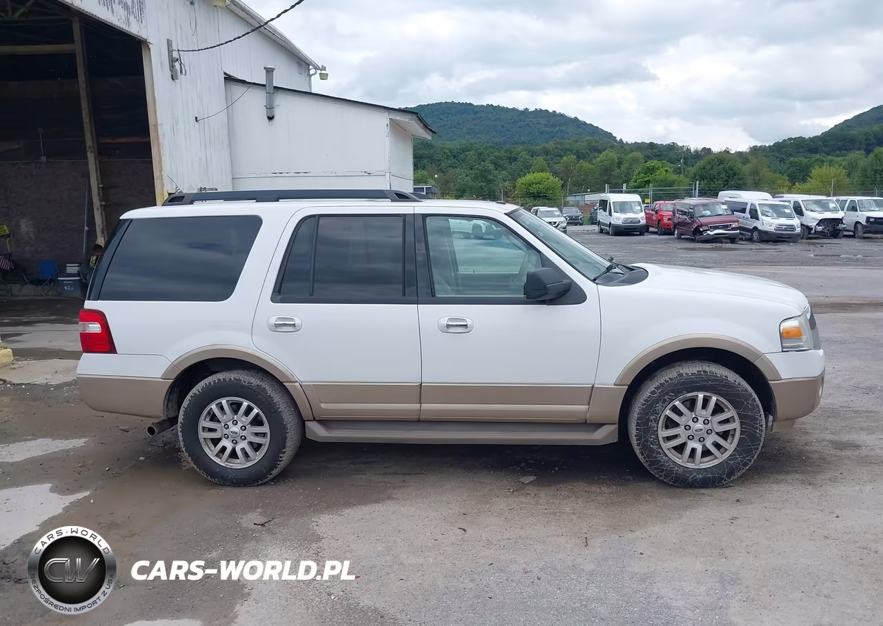 2014 Ford Expedition Xlt VIN:1FMJU1H54EEF50452 - 13