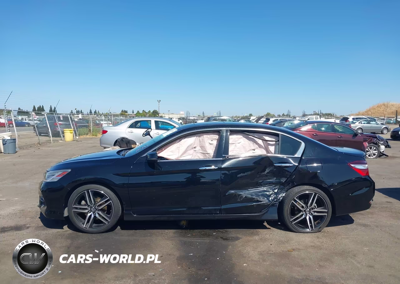 2017 Honda Accord Touring V6 VIN:1HGCR3F97HA019629 - 14