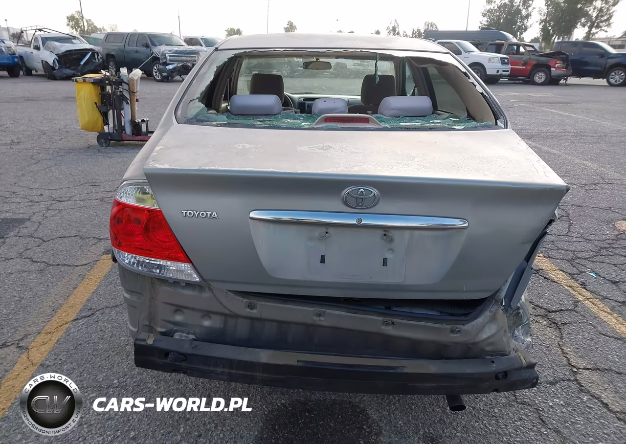 2005 Toyota Camry Le VIN:4T1BE32KX5U554295 - 12
