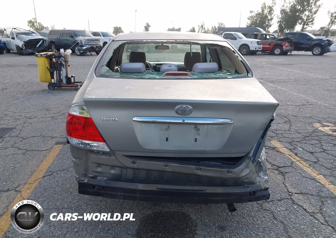 2005 Toyota Camry Le VIN:4T1BE32KX5U554295 - 18