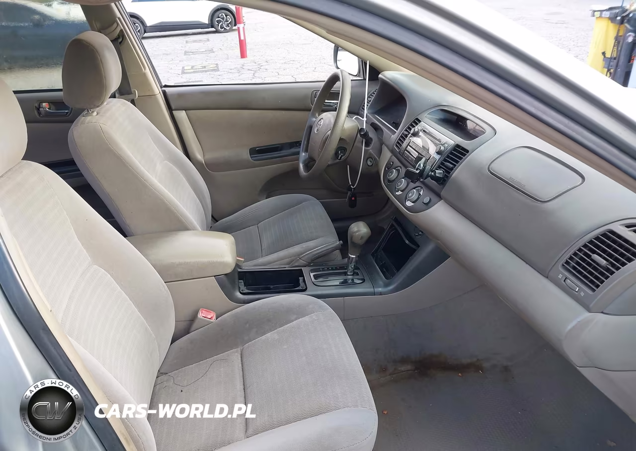 2005 Toyota Camry Le VIN:4T1BE32KX5U554295 - 5