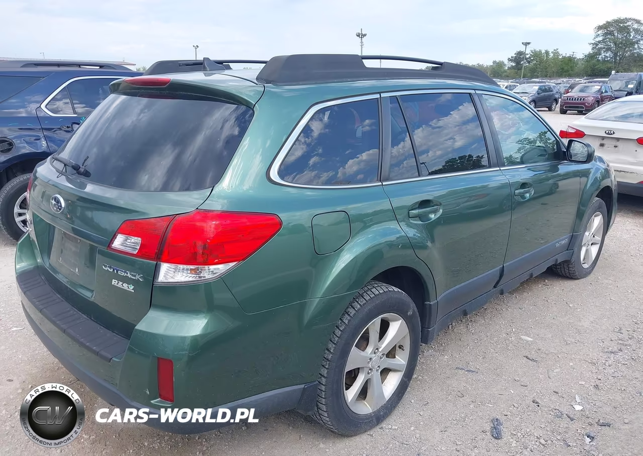 2013 Subaru Outback 2.5I Limited VIN:4S4BRBLC9D3225131 - 4