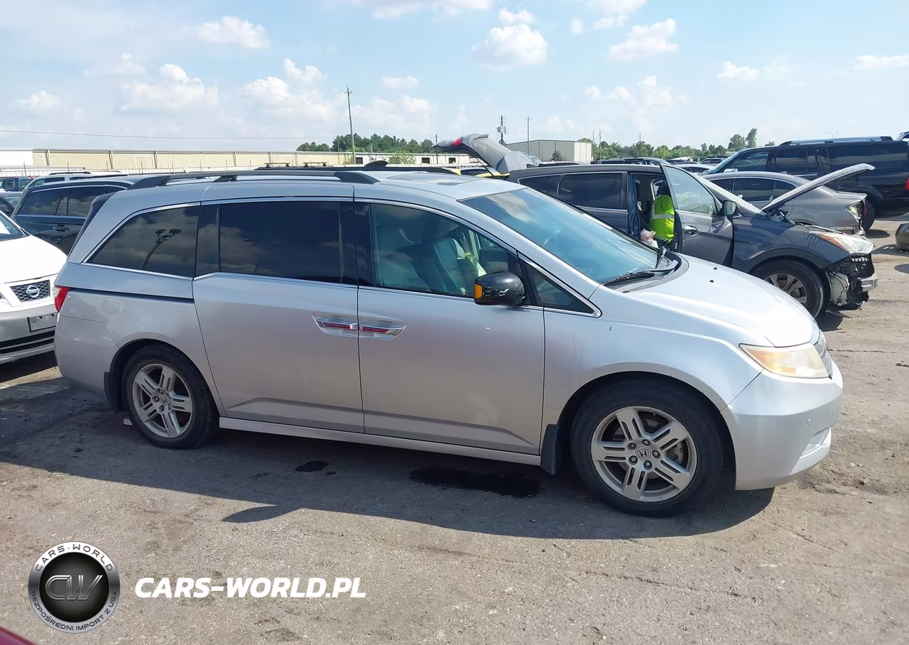 2011 Honda Odyssey Touring-Touring Elite VIN:5FNRL5H95BB052839 - 12