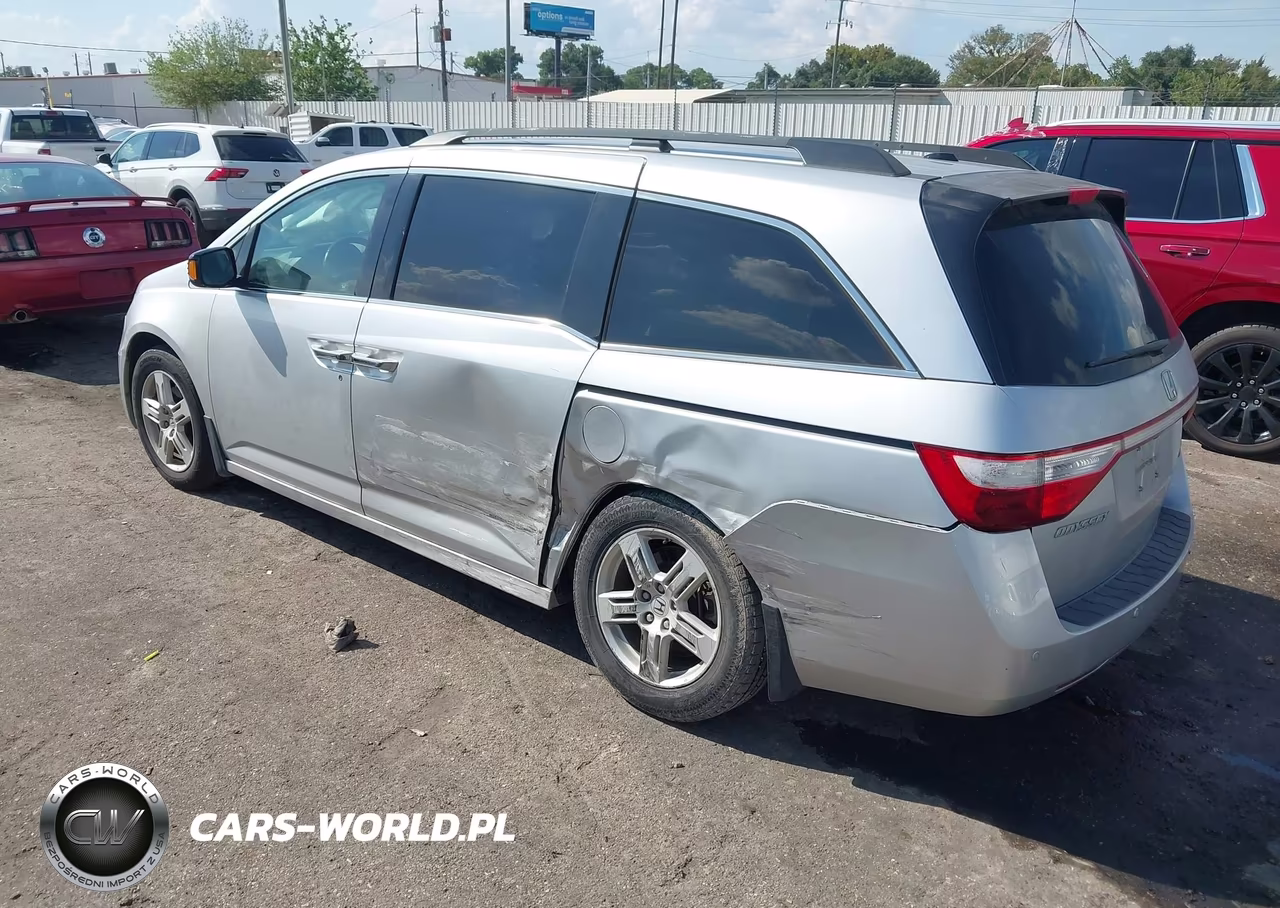 2011 Honda Odyssey Touring-Touring Elite VIN:5FNRL5H95BB052839 - 3