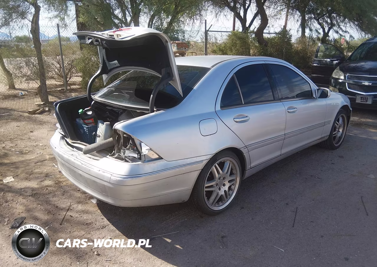 2003 Mercedes-Benz C 240 VIN:WDBRF61J13F345957 - 4