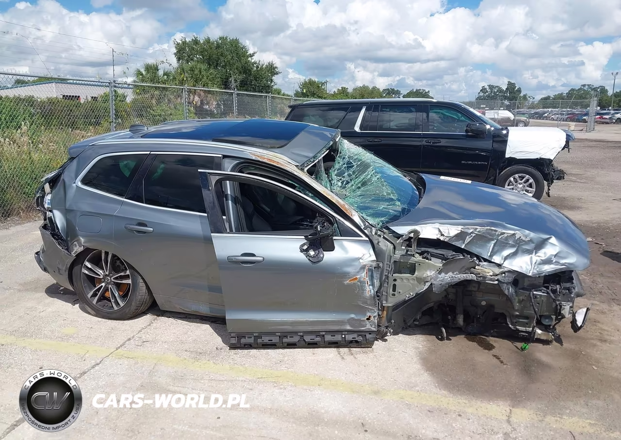 2018 Volvo Xc60 T6 Momentum VIN:YV4A22RK4J1021828 - 13