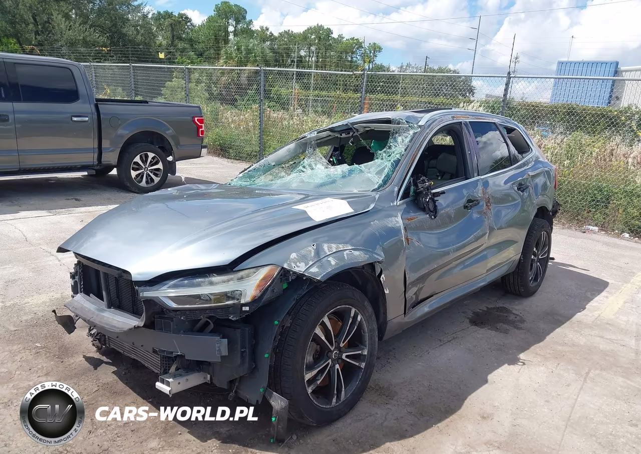 2018 Volvo Xc60 T6 Momentum VIN:YV4A22RK4J1021828 - 2