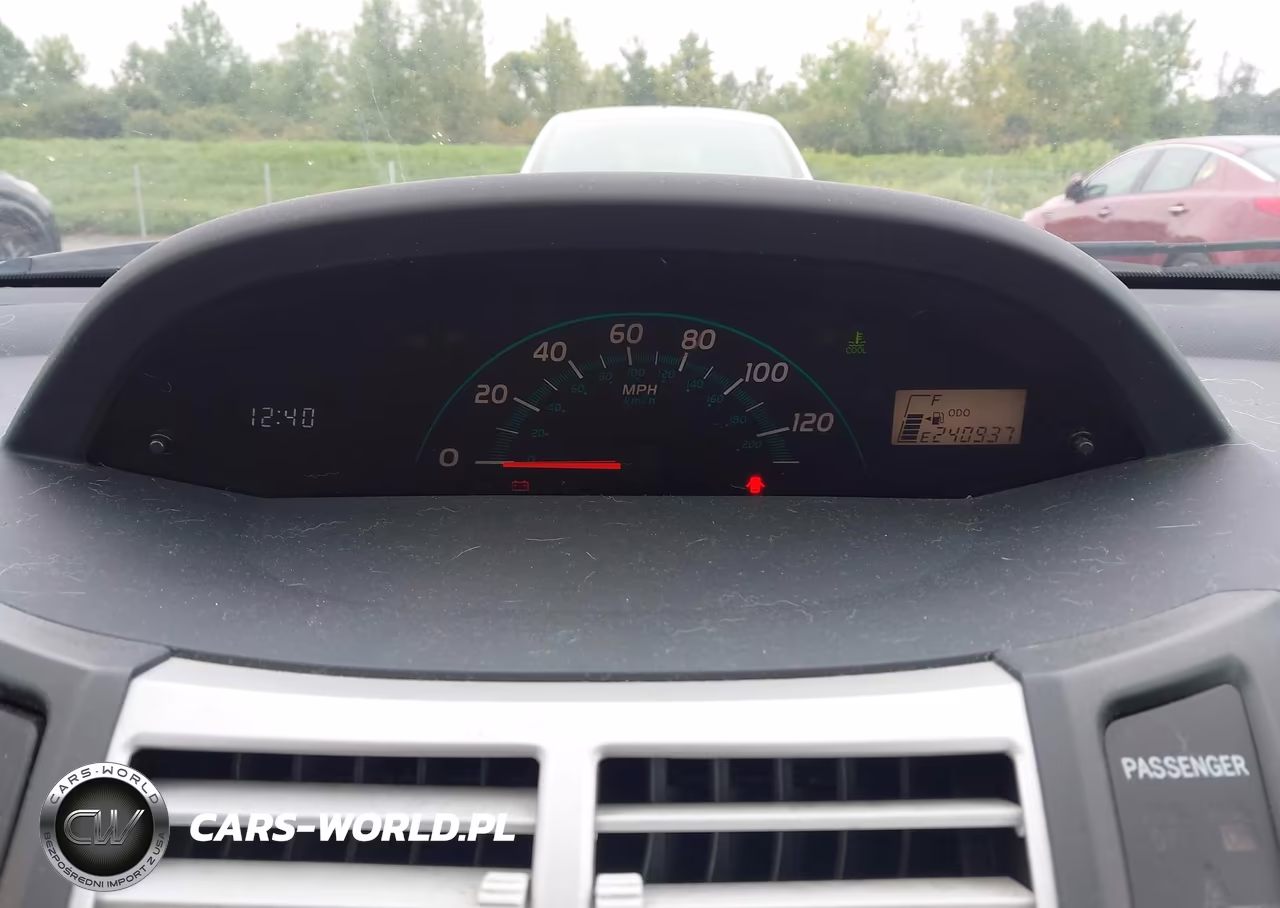 2007 Toyota Yaris VIN:JTDJT923275070684 - 7