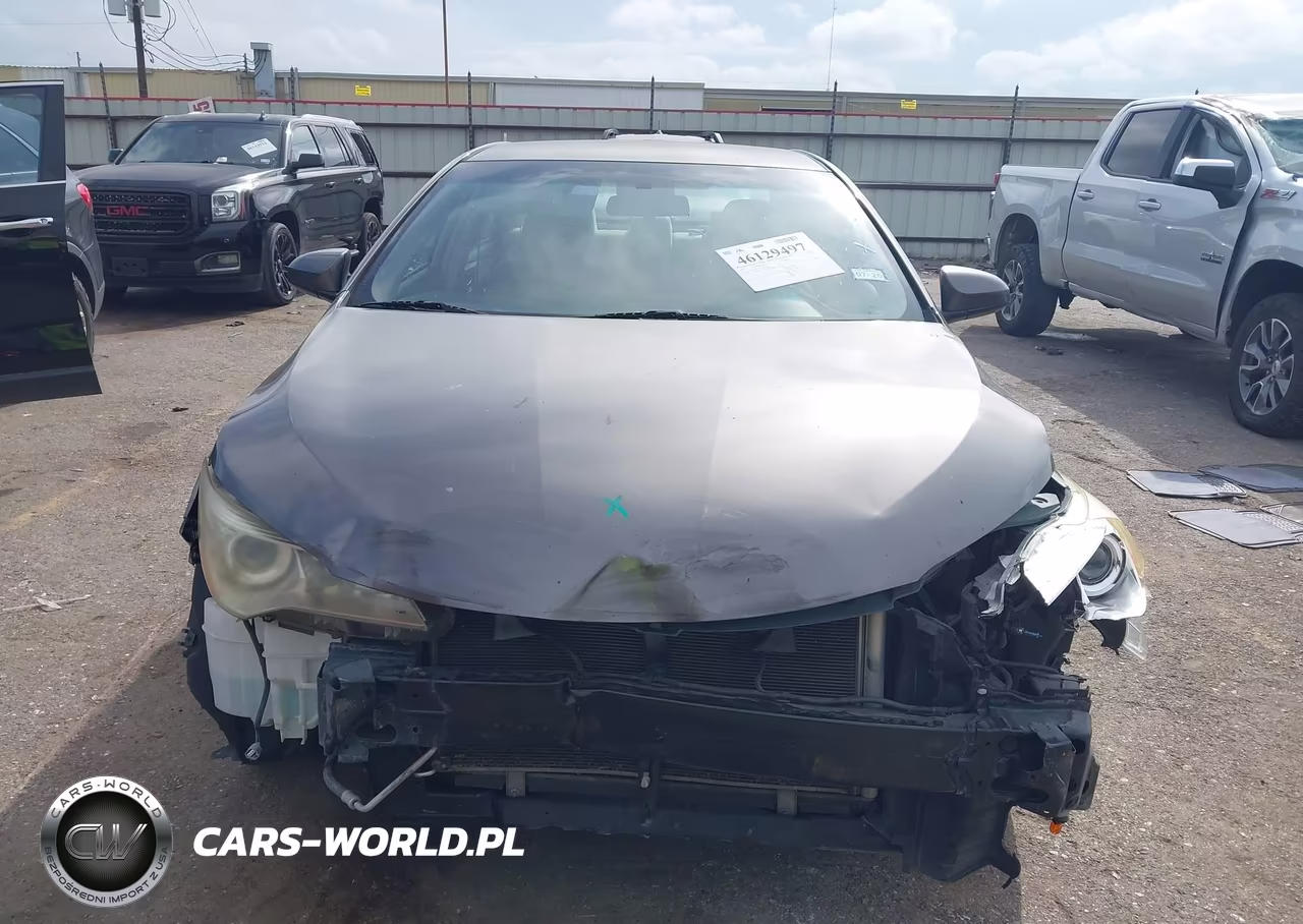 2017 Toyota Camry Le VIN:4T1BF1FK1HU621592 - 12