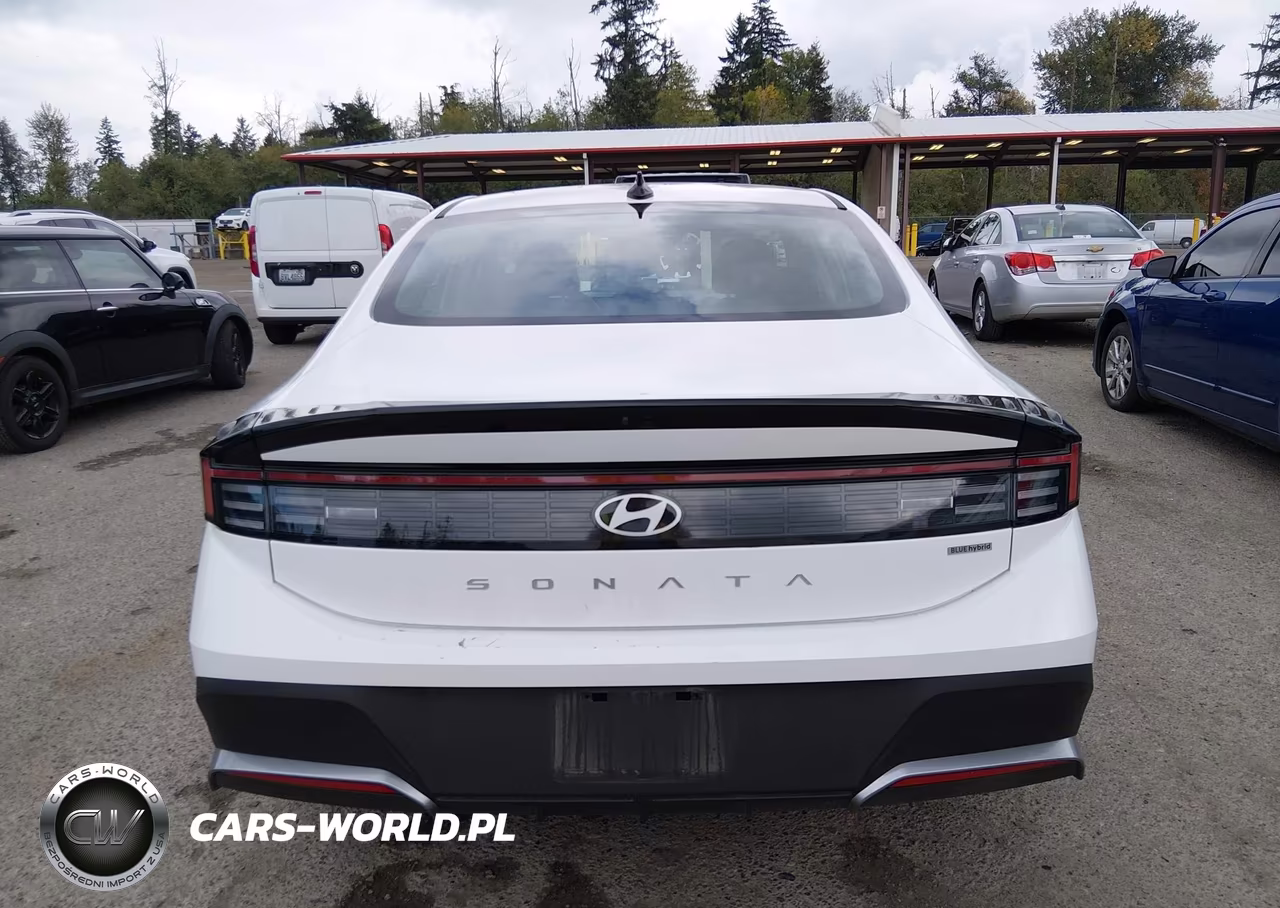 2026 Hyundai Sonata Hybrid Blue VIN:KMHL24JJ7TA162093 - 16