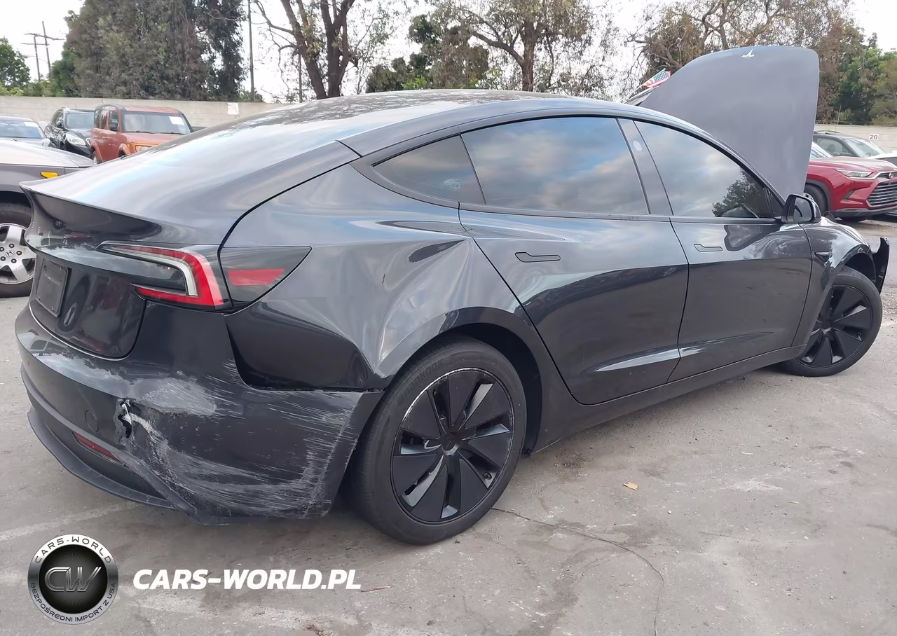2025 Tesla Model 3 Long Range Rear-Wheel Drive-Standard Rear-Wheel Drive VIN:5YJ3E1EA0SF051802 - 4