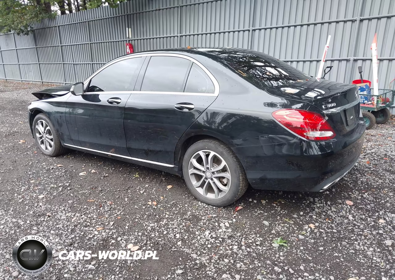 2016 Mercedes-Benz C 300 4Matic VIN:55SWF4KBXGU170391 - 3