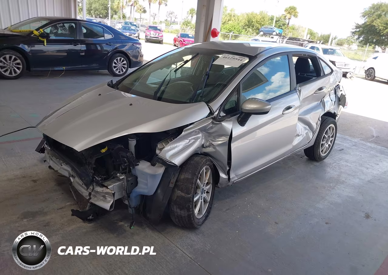 2018 Ford Fiesta Se VIN:3FADP4BJ7JM123289 - 2