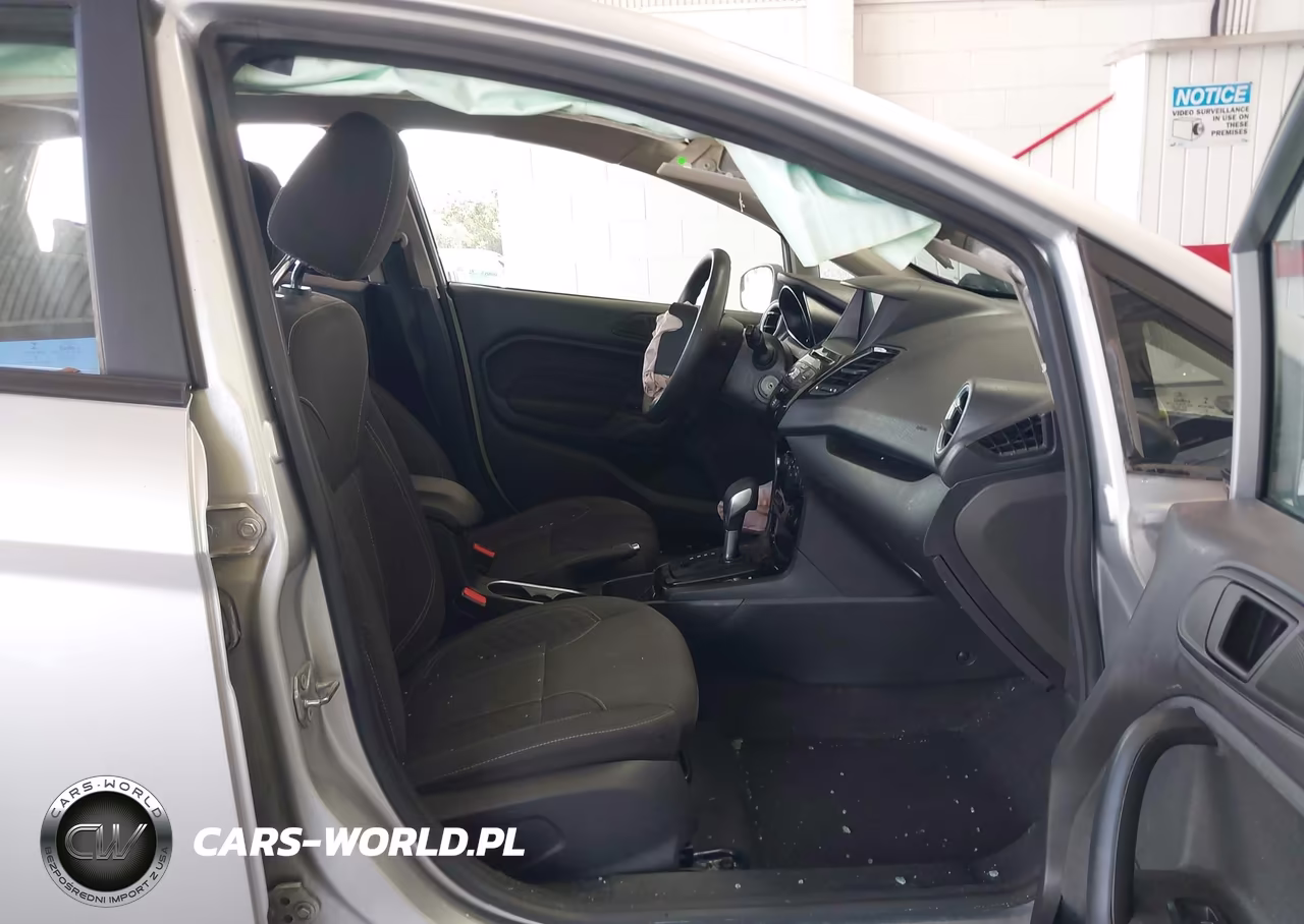 2018 Ford Fiesta Se VIN:3FADP4BJ7JM123289 - 5