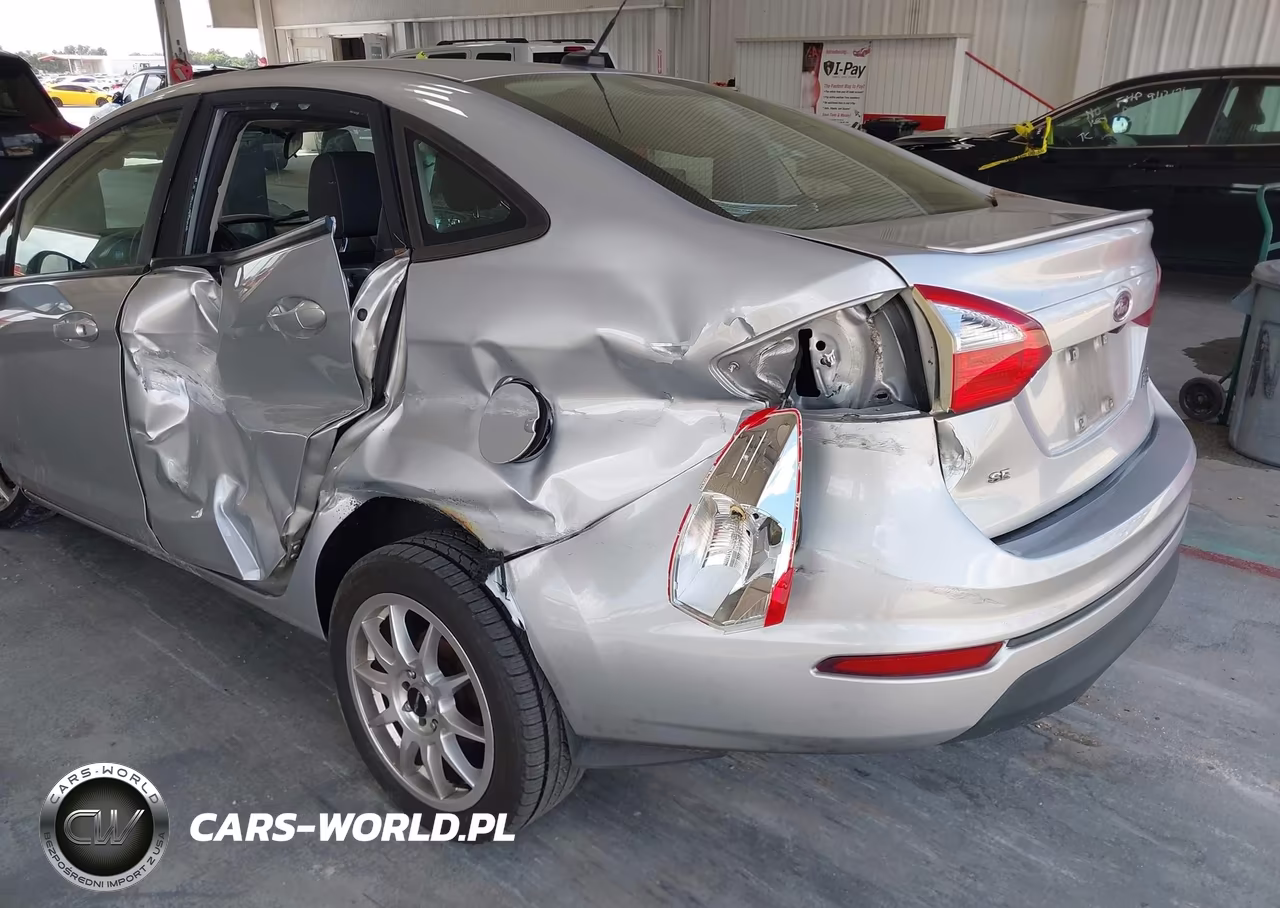 2018 Ford Fiesta Se VIN:3FADP4BJ7JM123289 - 6