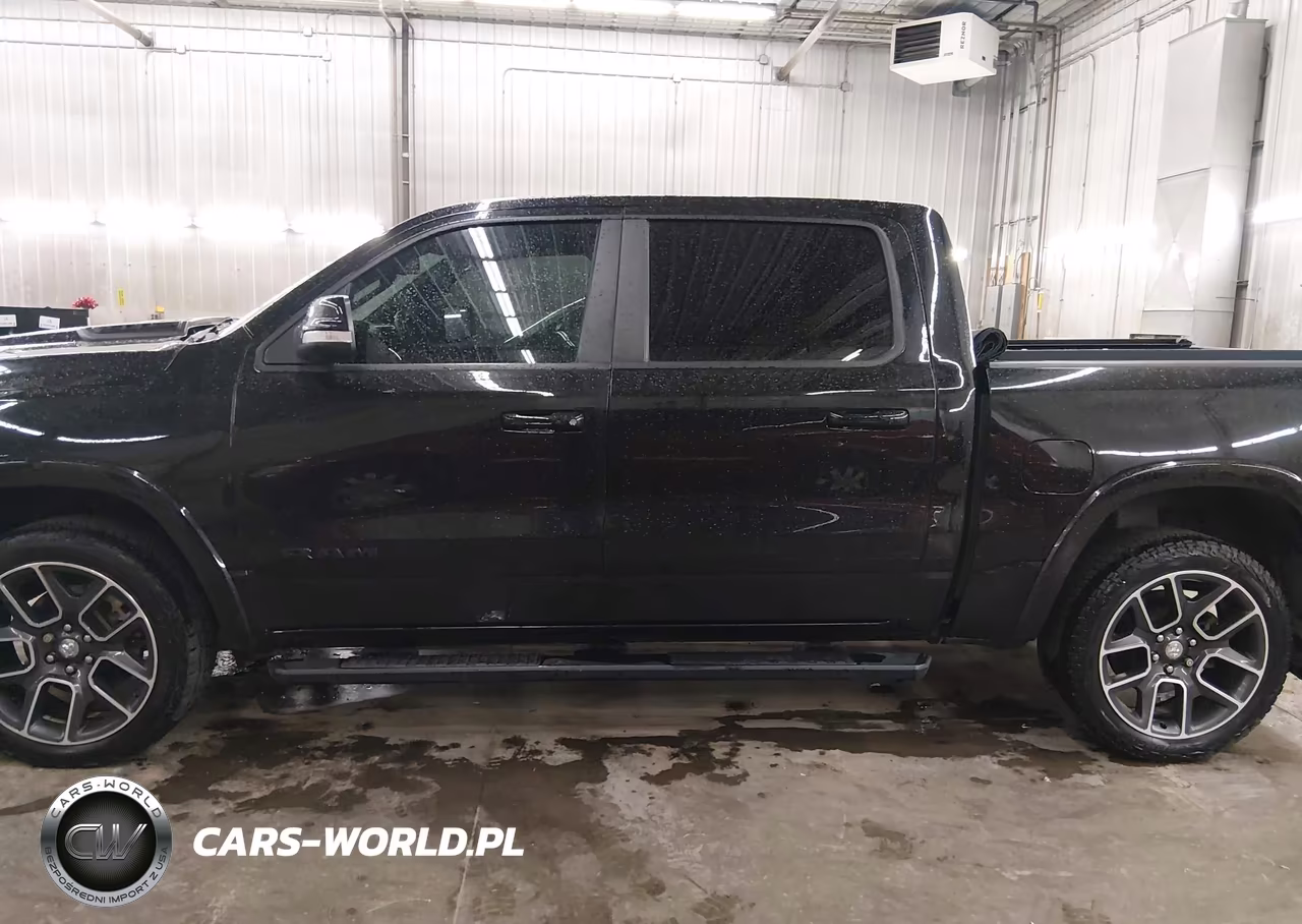 2019 Ram 1500 Laramie 4X4 5'7 Box VIN:1C6SRFJT1KN787161 - 14