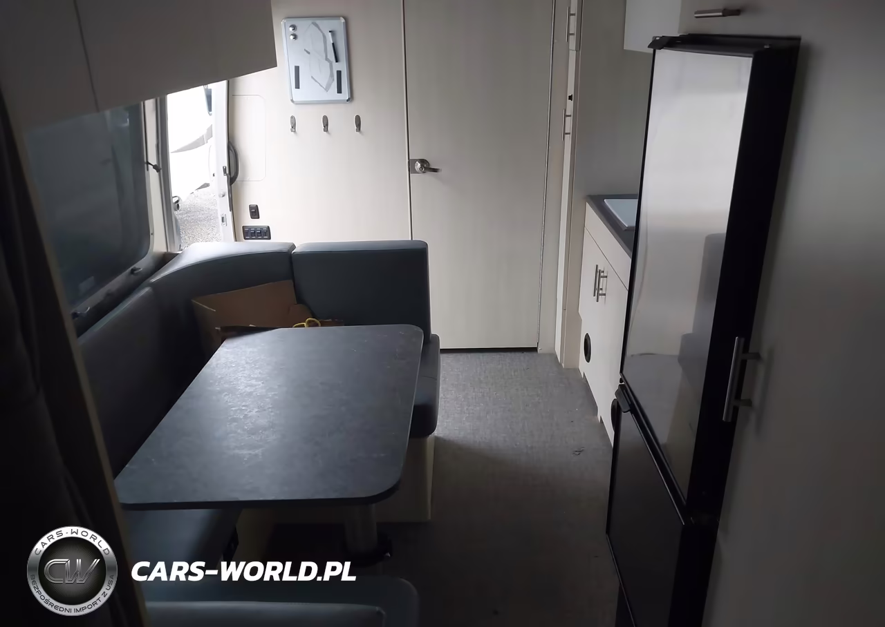 2023 Airstream Flying Cloud 23Fb VIN:1STK9AG24PJ565255 - 5