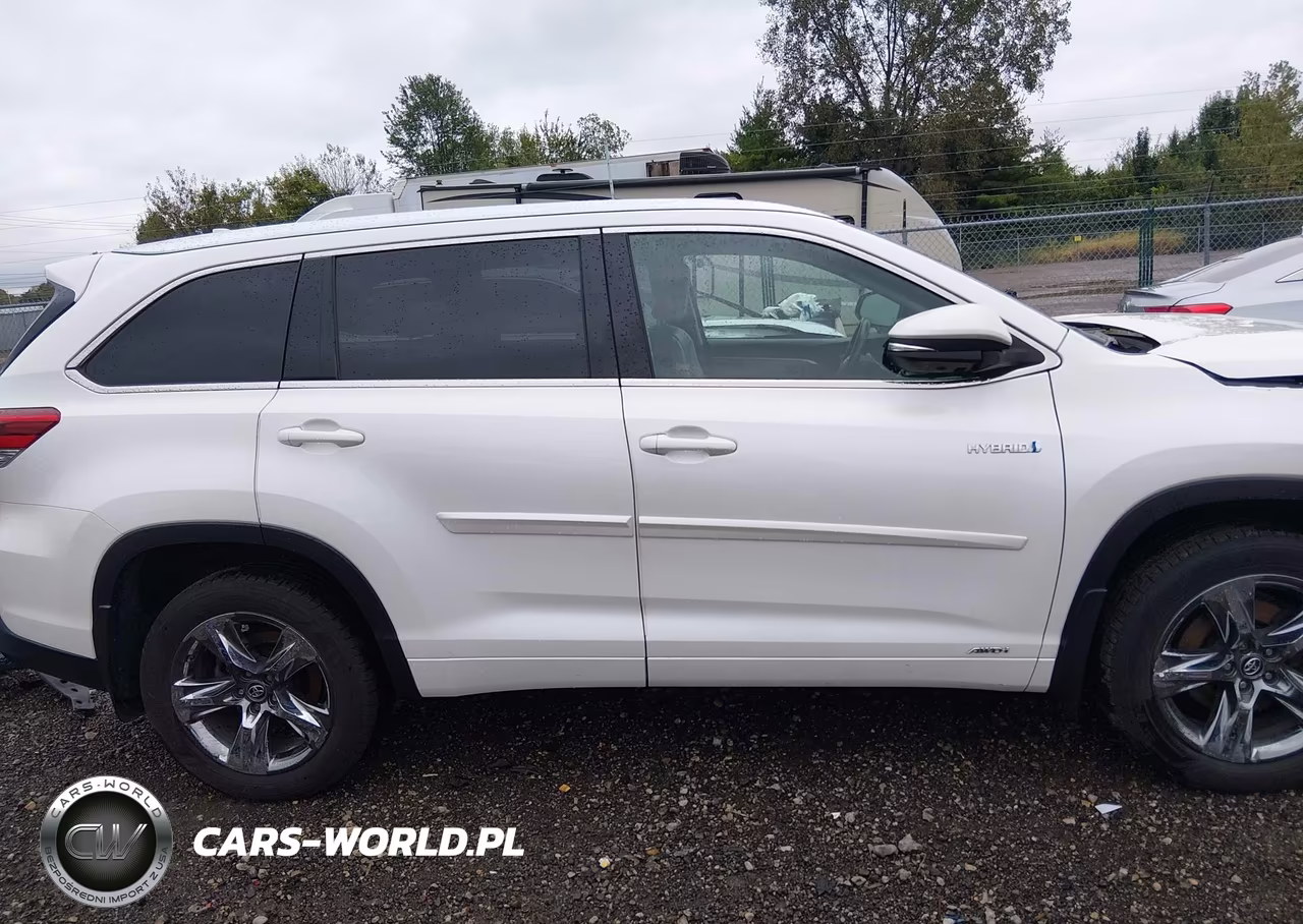 2018 Toyota Highlander Hybrid Limited Platinum VIN:5TDDGRFH9JS042969 - 14