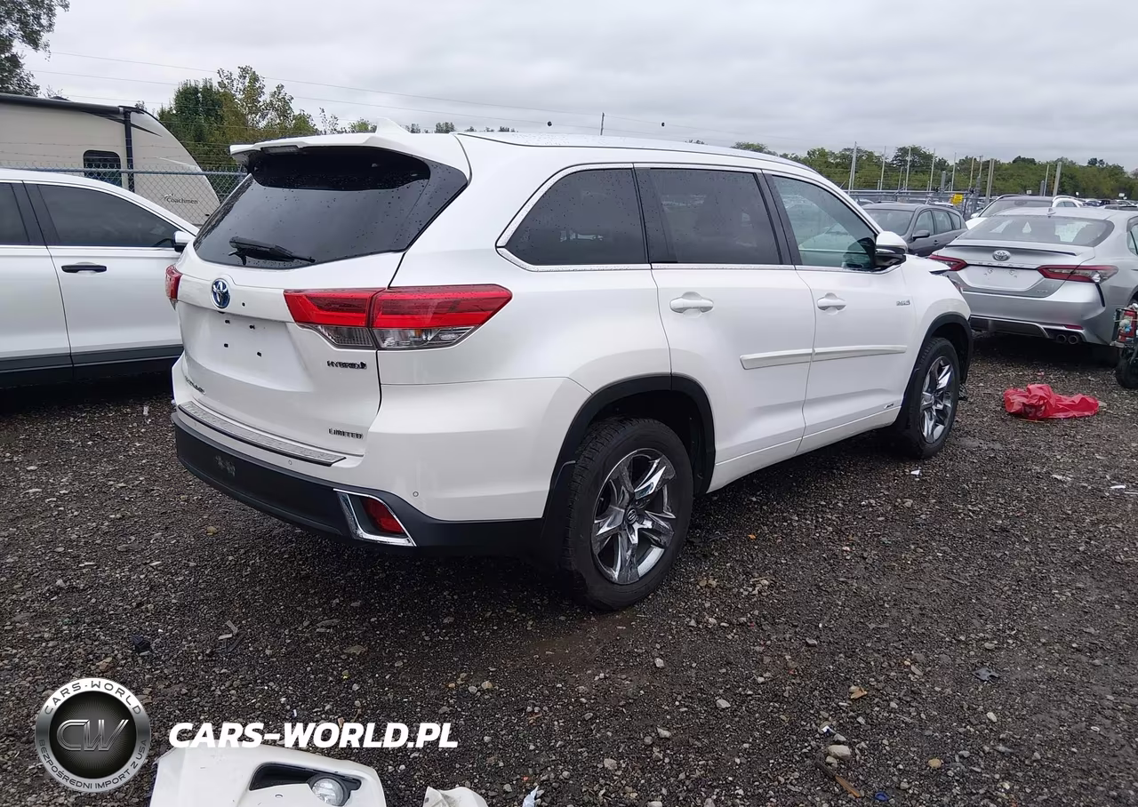 2018 Toyota Highlander Hybrid Limited Platinum VIN:5TDDGRFH9JS042969 - 4
