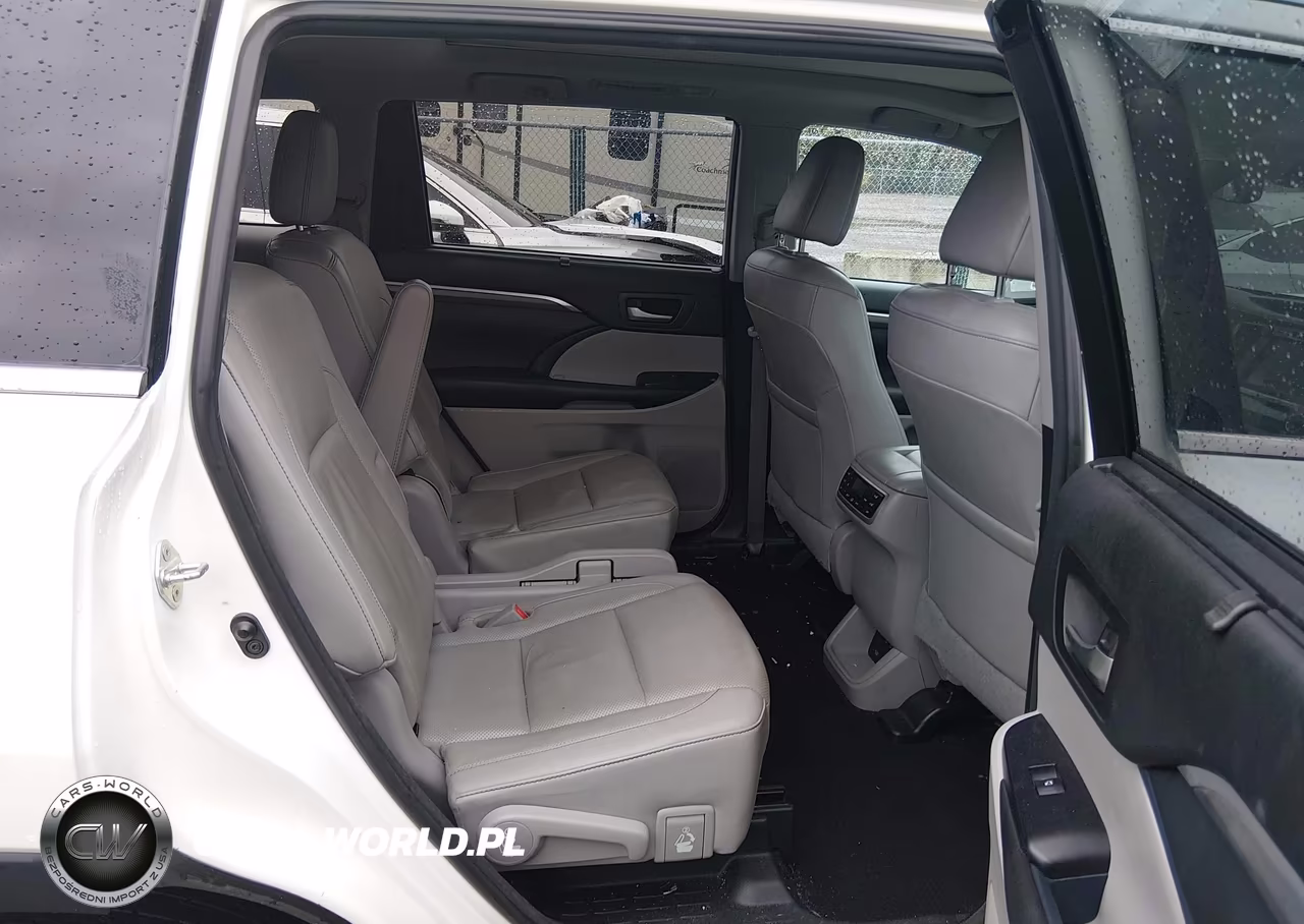 2018 Toyota Highlander Hybrid Limited Platinum VIN:5TDDGRFH9JS042969 - 8
