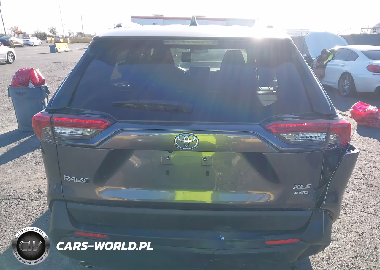 2023 Toyota Rav4 Xle VIN:JTMP1RFV3PJ040676 - 16