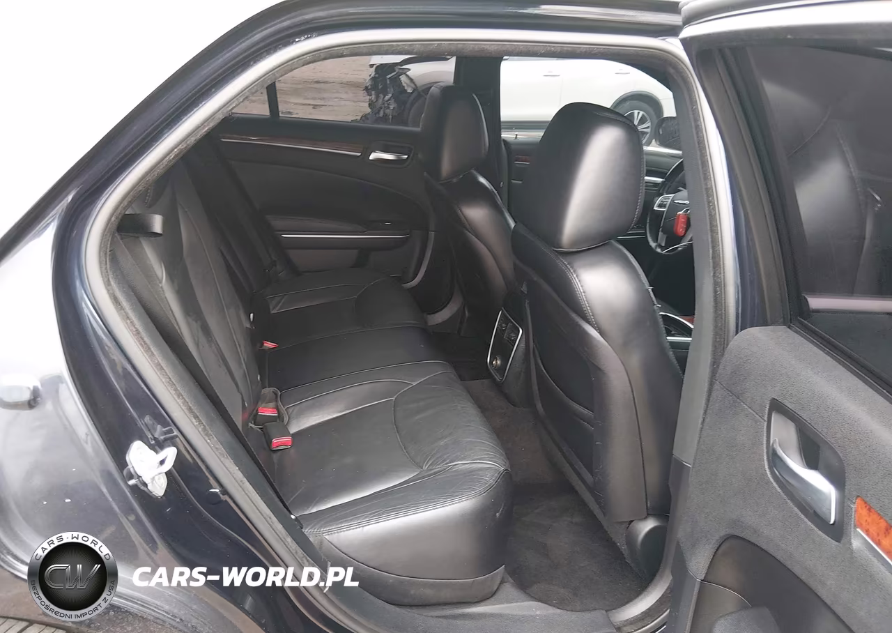 2012 Chrysler 300 Limited VIN:2C3CCACG0CH249373 - 8
