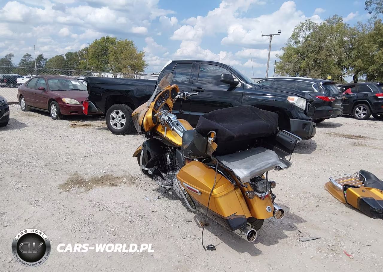 2015 Harley-Davidson Flhtkse Cvo Limited VIN:1HD1TEN10FB957203 - 3