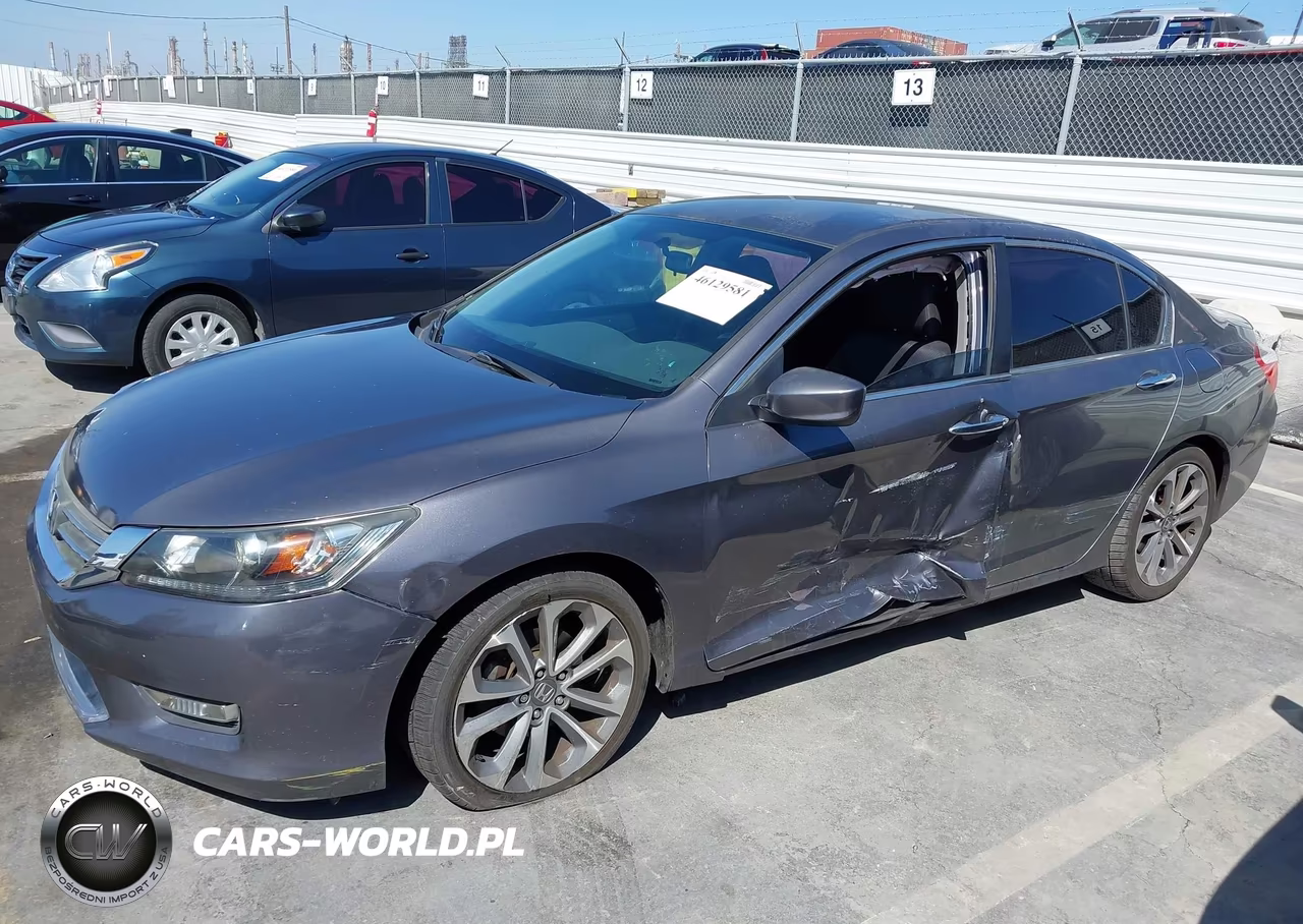2015 Honda Accord Sport VIN:1HGCR2F54FA125413 - 14
