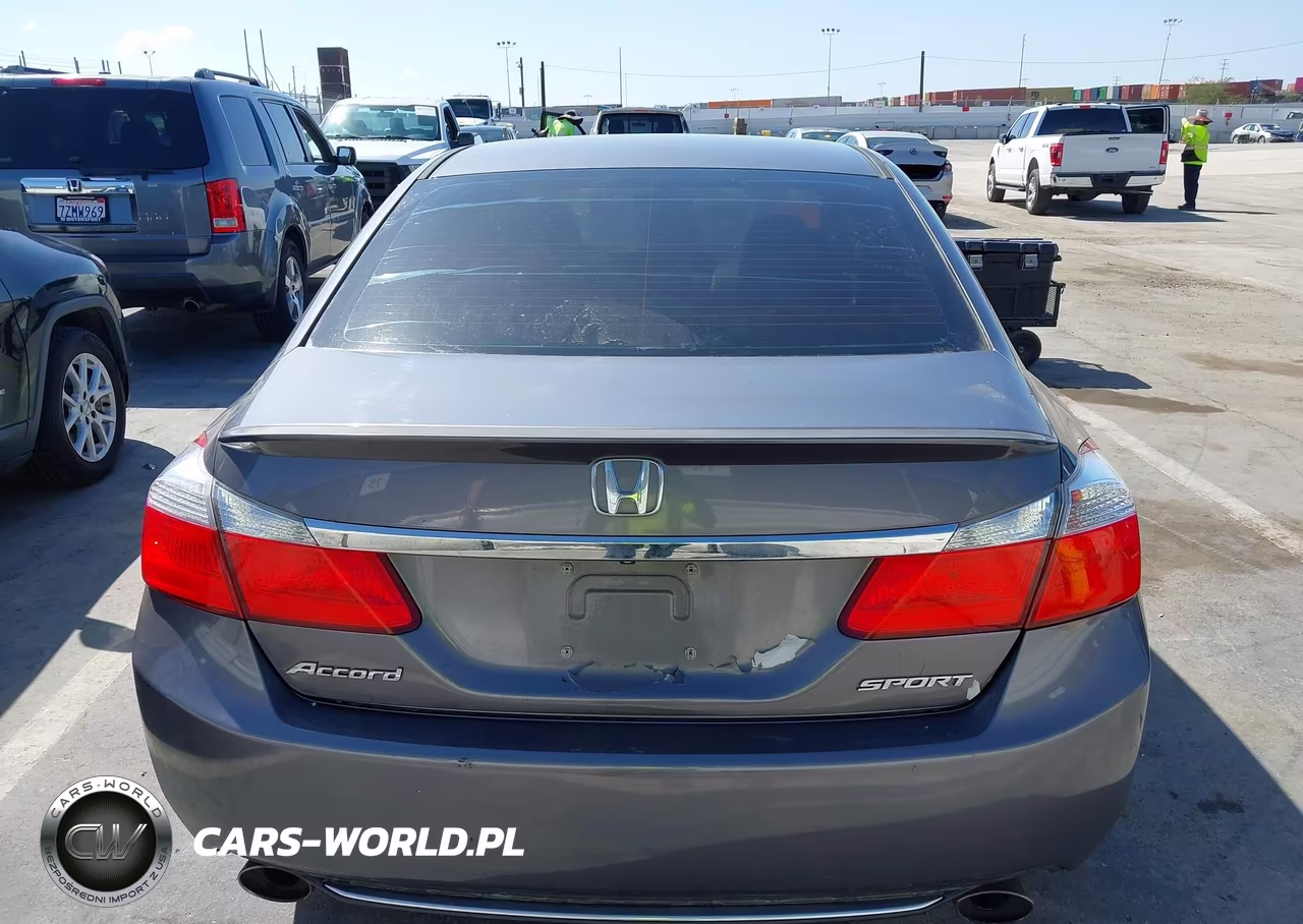 2015 Honda Accord Sport VIN:1HGCR2F54FA125413 - 16