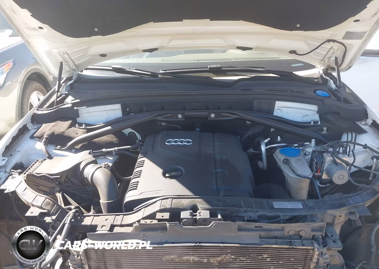 2014 Audi Q5 2.0T Premium VIN:WA1LFAFPXEA121054 - 10