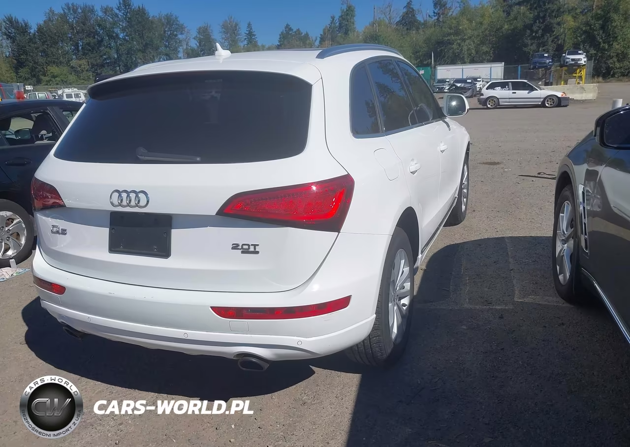 2014 Audi Q5 2.0T Premium VIN:WA1LFAFPXEA121054 - 4