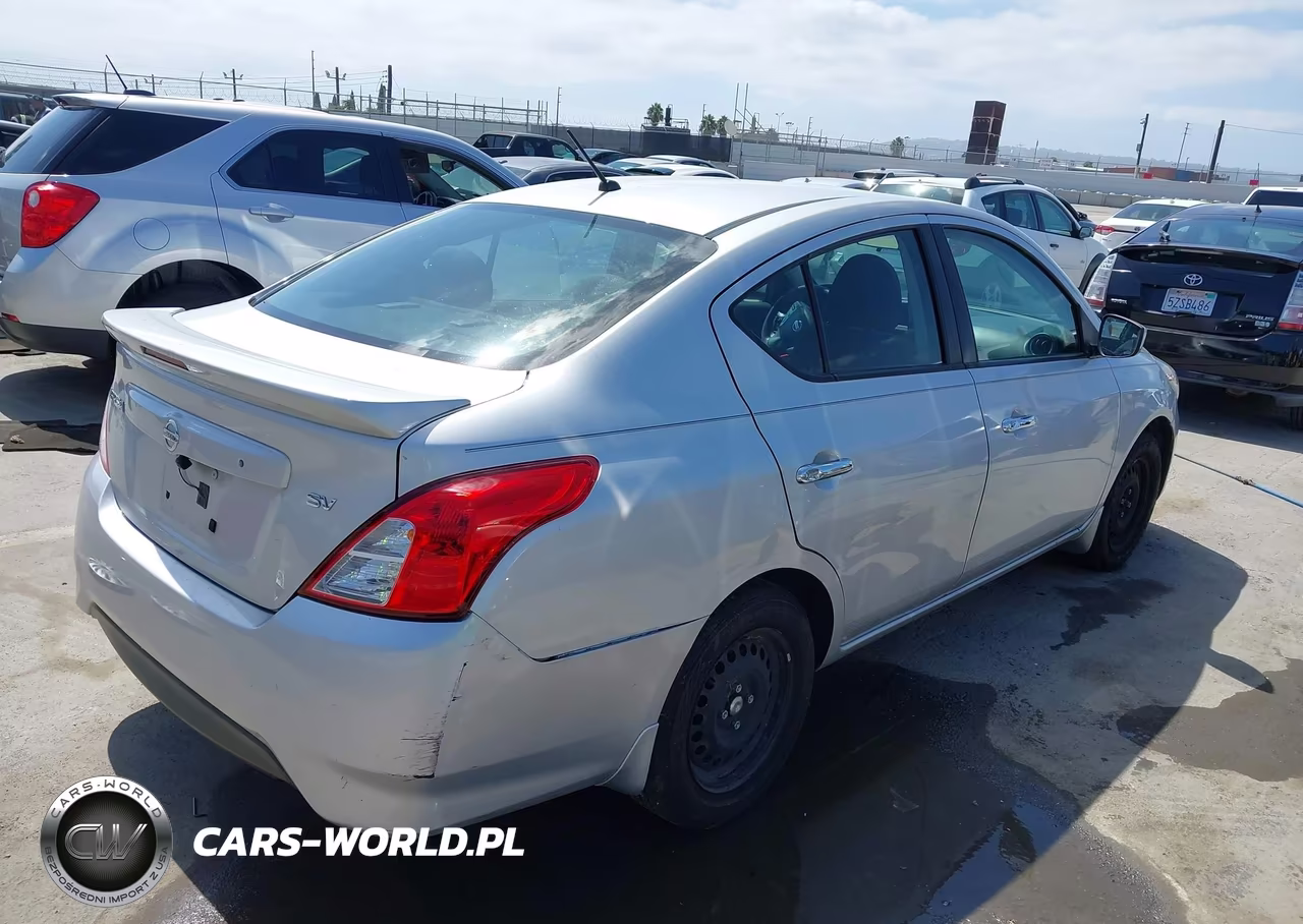 2018 Nissan Versa 1.6 Sv VIN:3N1CN7AP0JL831153 - 4