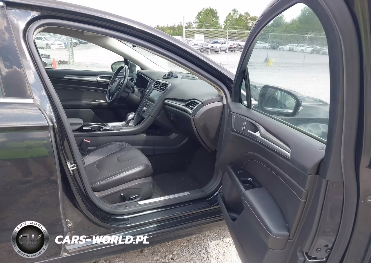 2013 Ford Fusion Hybrid Titanium VIN:3FA6P0RU1DR292099 - 5