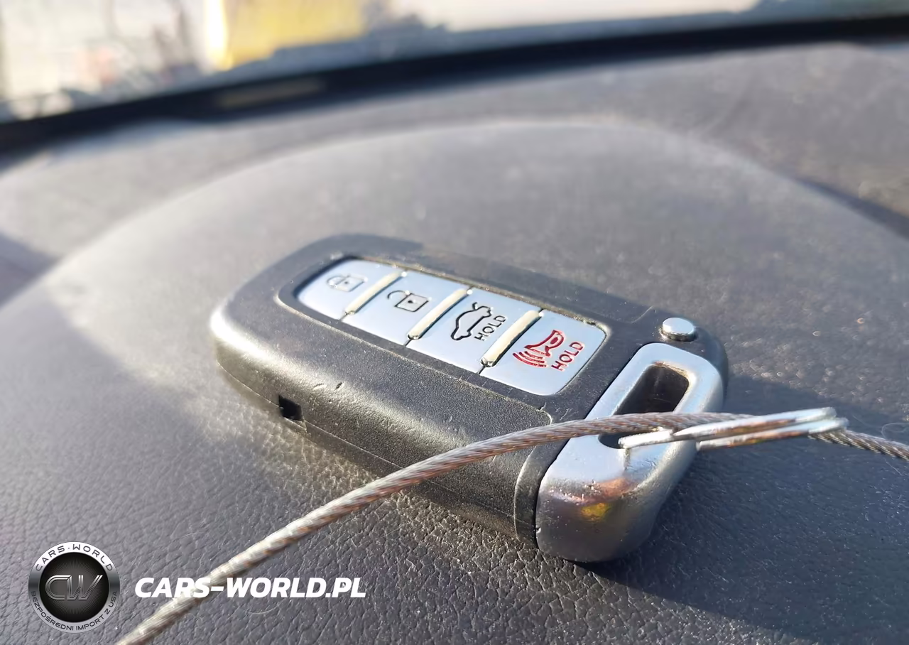 2013 Hyundai Sonata Hybrid VIN:KMHEC4A44DA067069 - 11