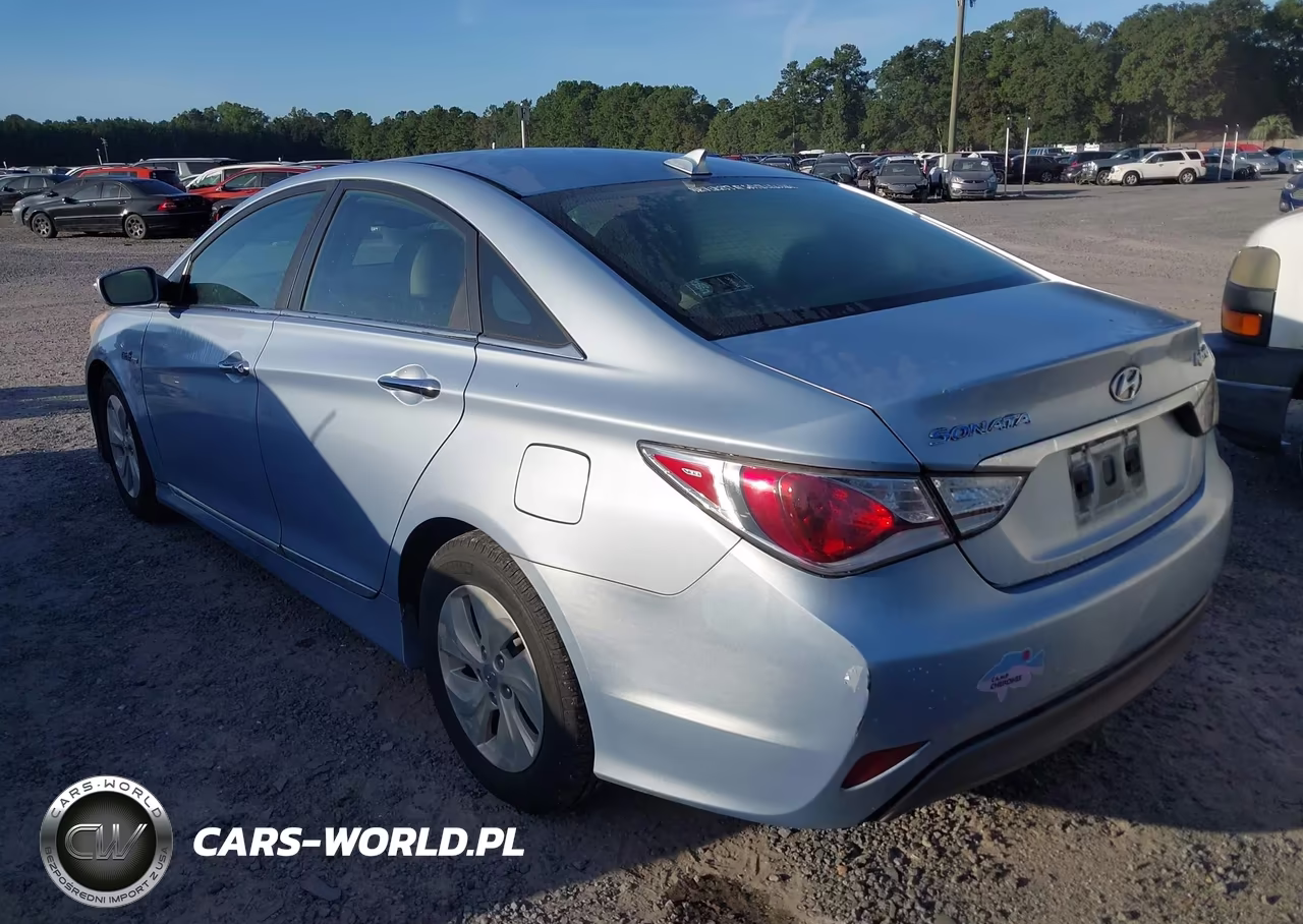 2013 Hyundai Sonata Hybrid VIN:KMHEC4A44DA067069 - 3