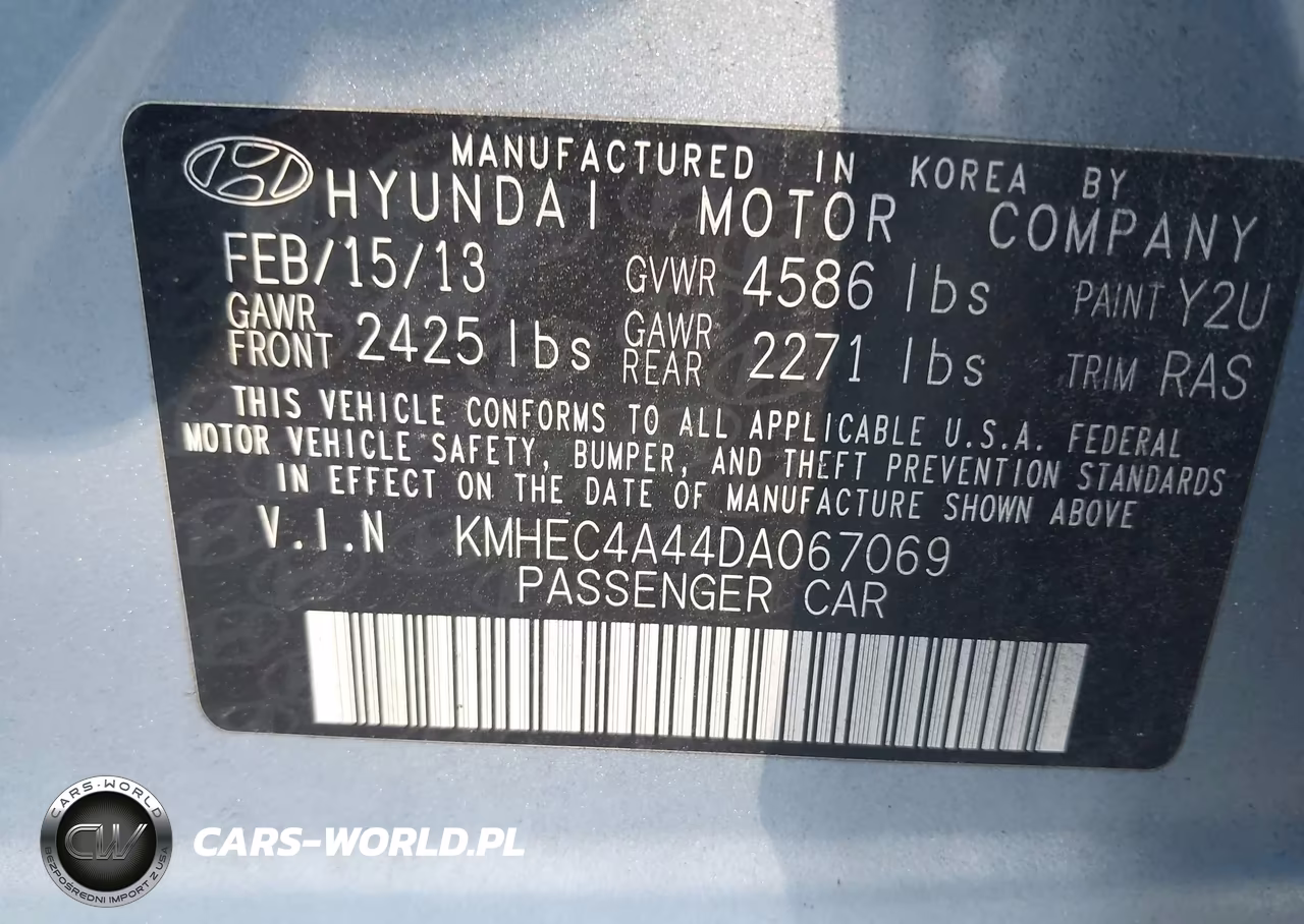 2013 Hyundai Sonata Hybrid VIN:KMHEC4A44DA067069 - 9