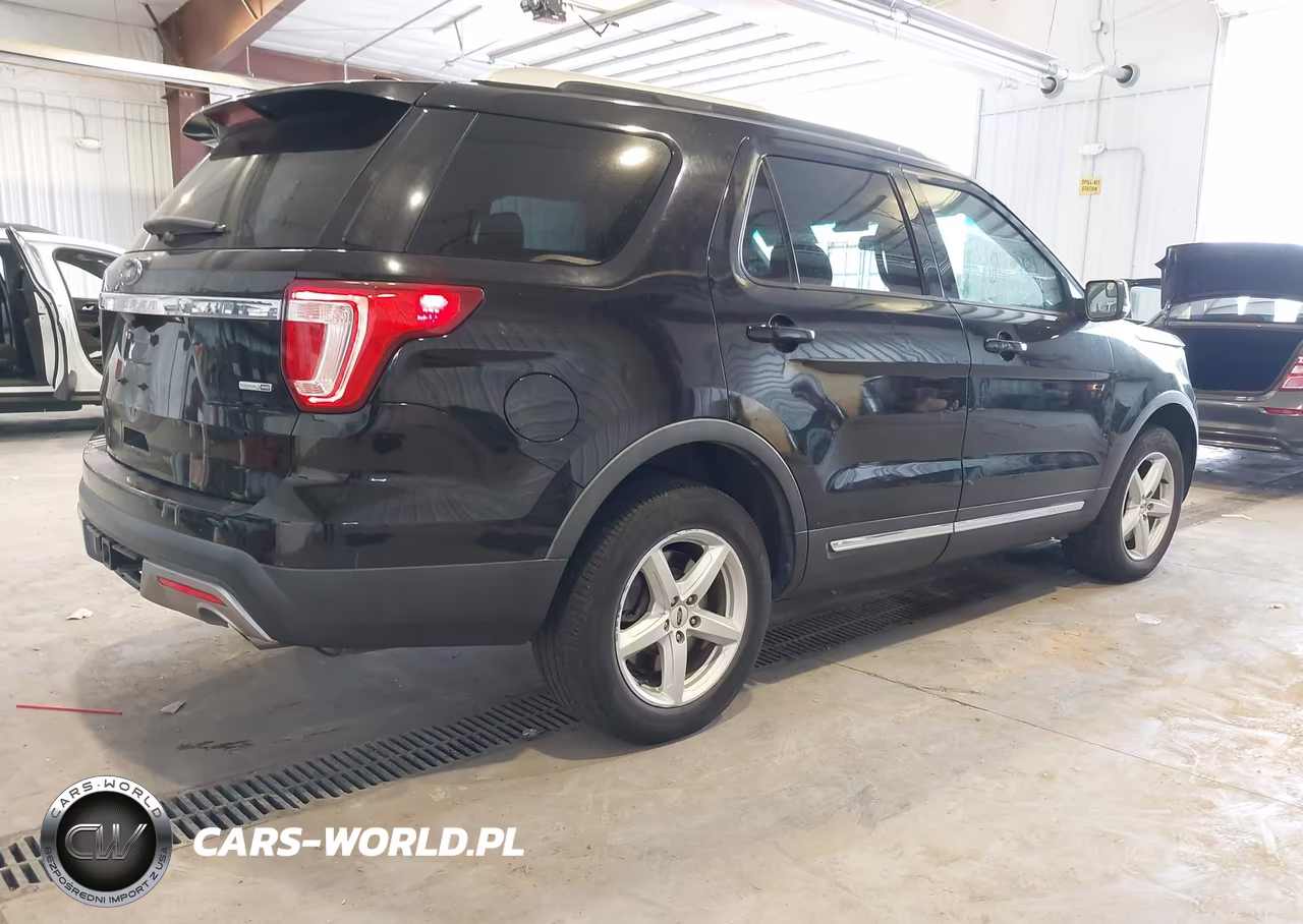 2016 Ford Explorer Xlt VIN:1FM5K8D82GGA88528 - 4