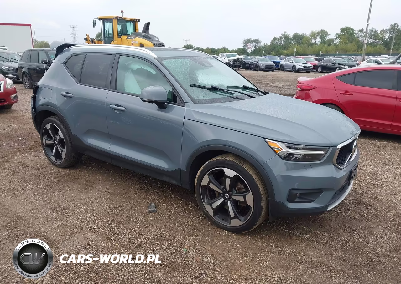 2020 Volvo Xc40 T5 Momentum VIN:YV4162UK0L2303988 - 1