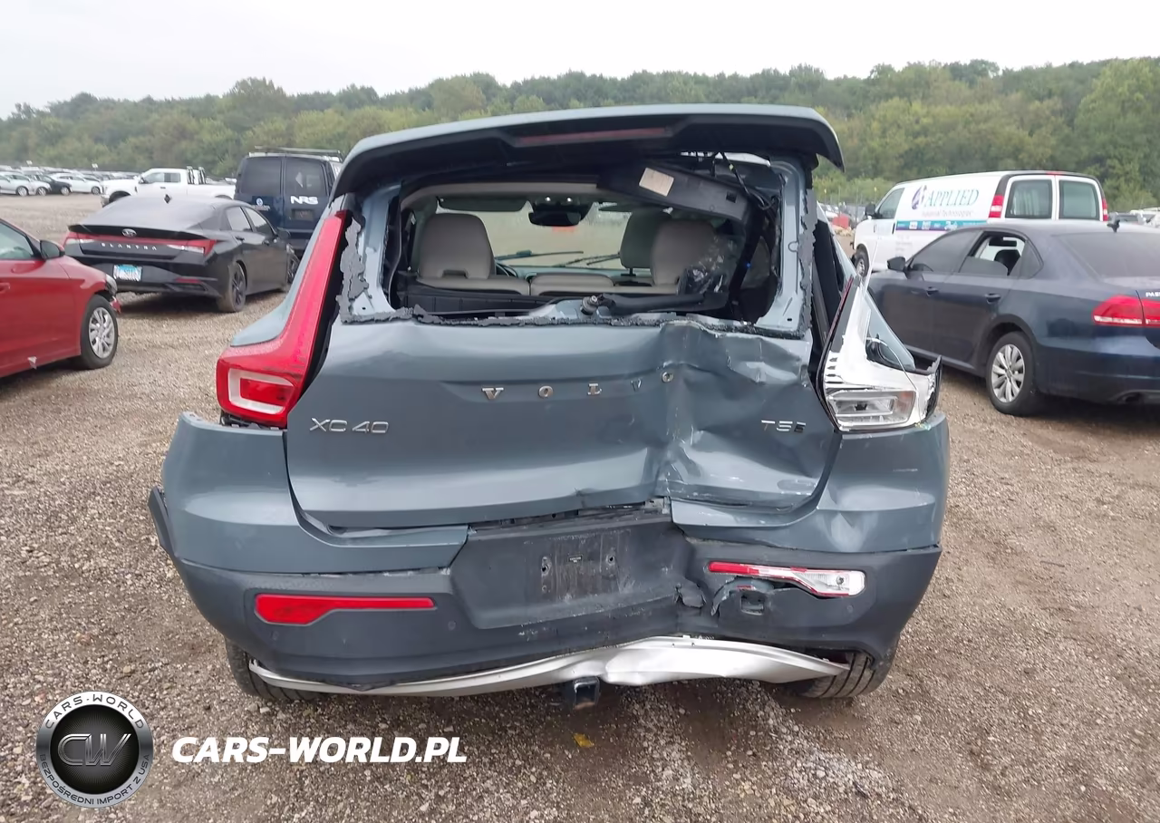 2020 Volvo Xc40 T5 Momentum VIN:YV4162UK0L2303988 - 16
